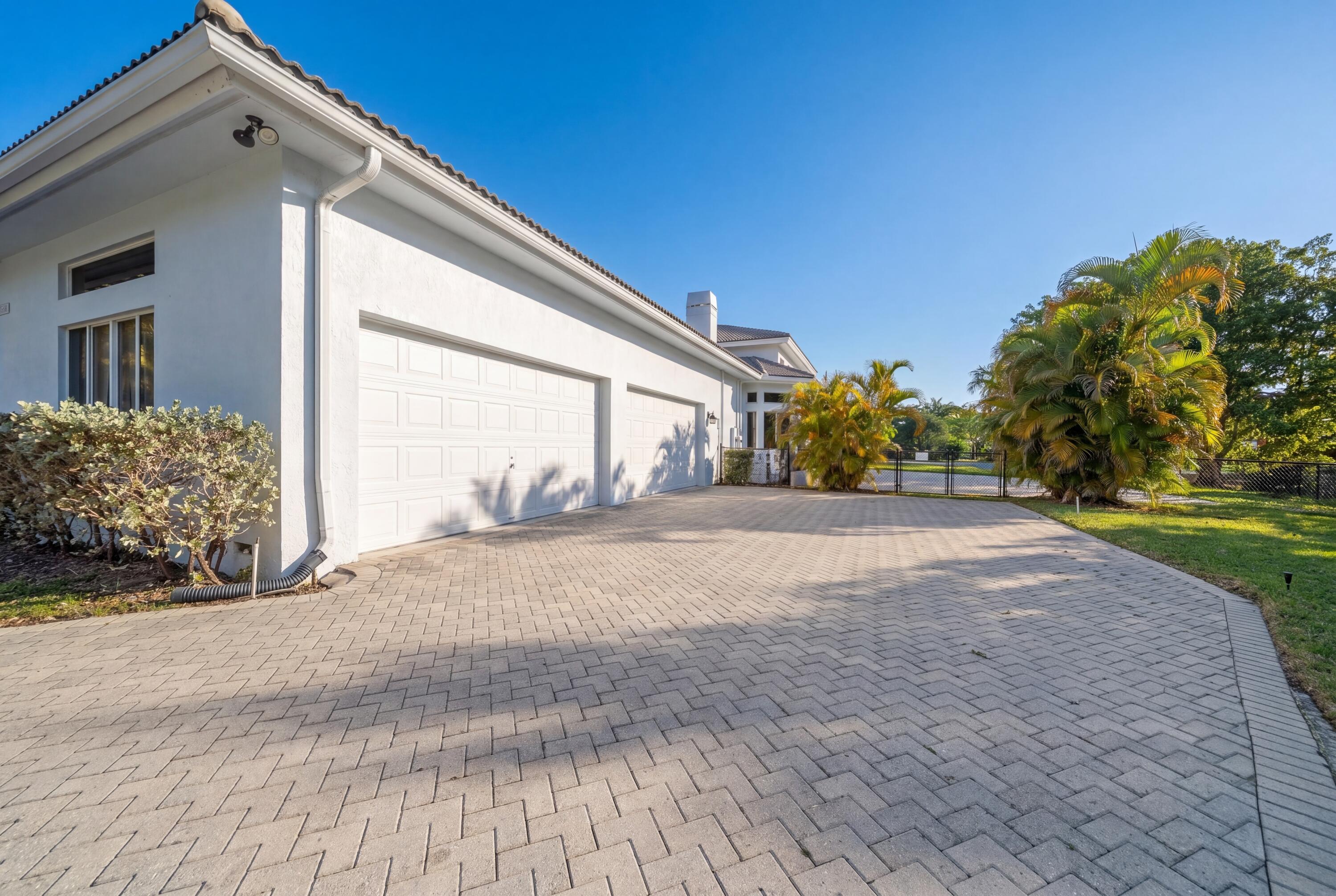 4010 NW 100th Avenue