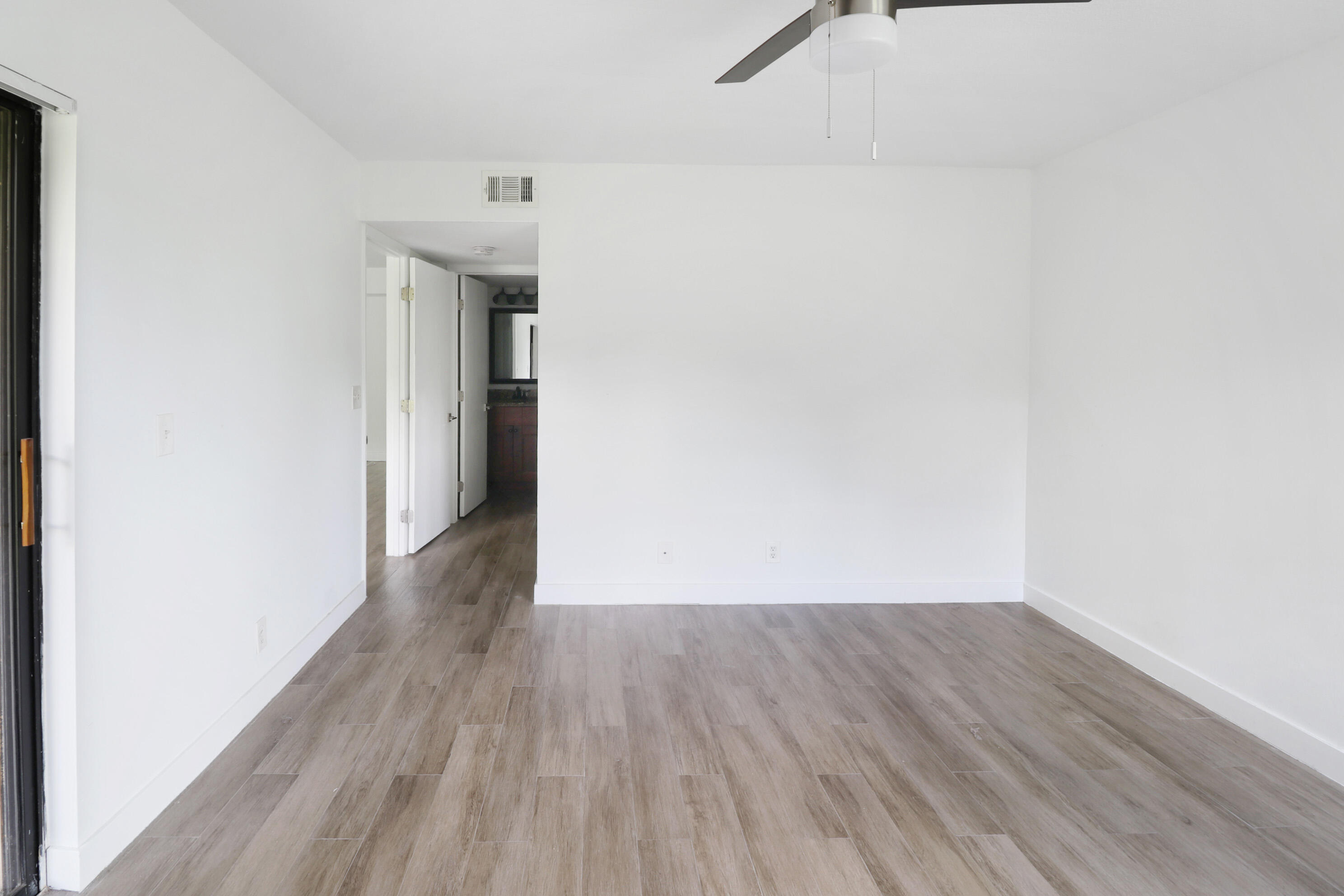 5701 Riverside Drive 102b6