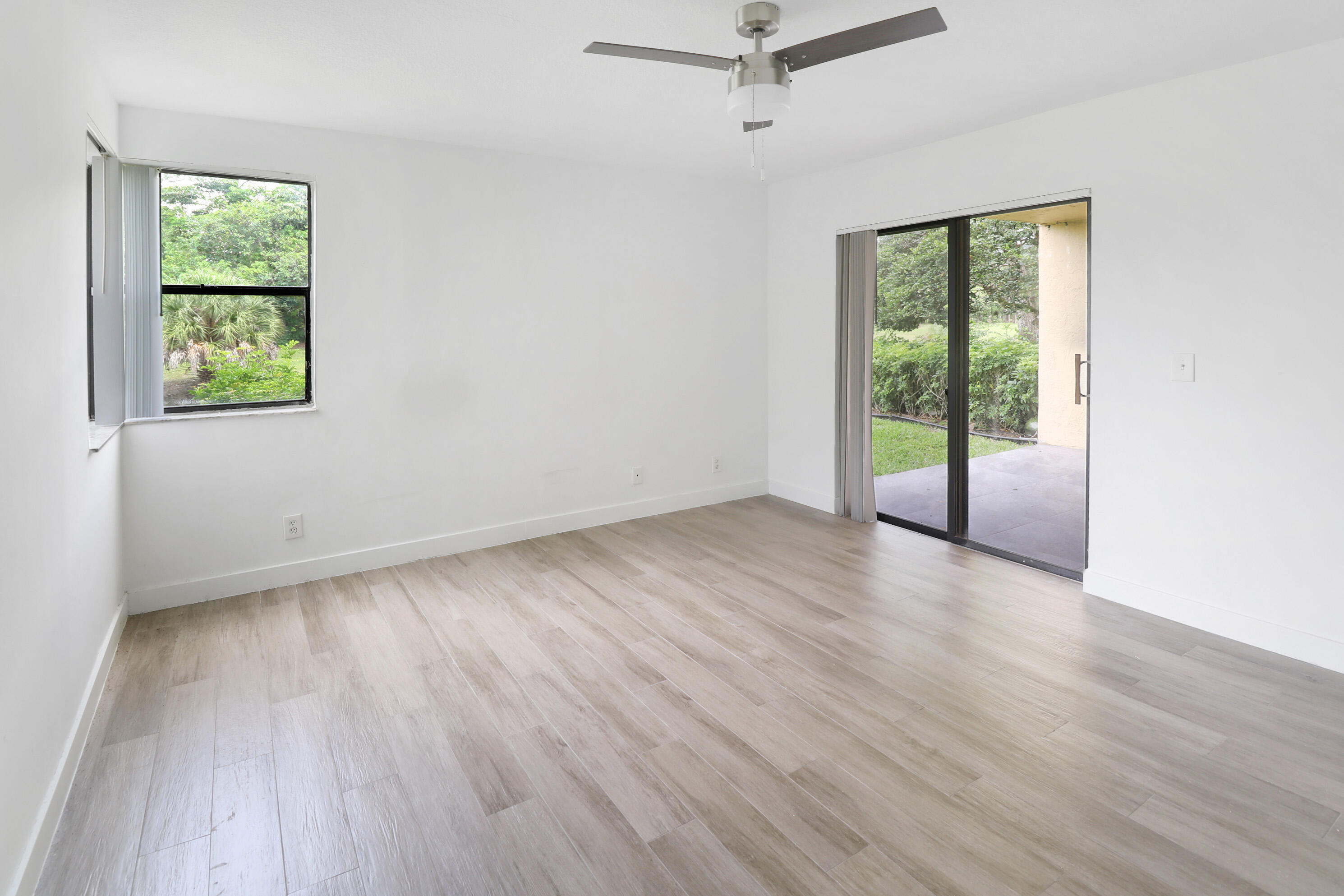 5701 Riverside Drive 102b6