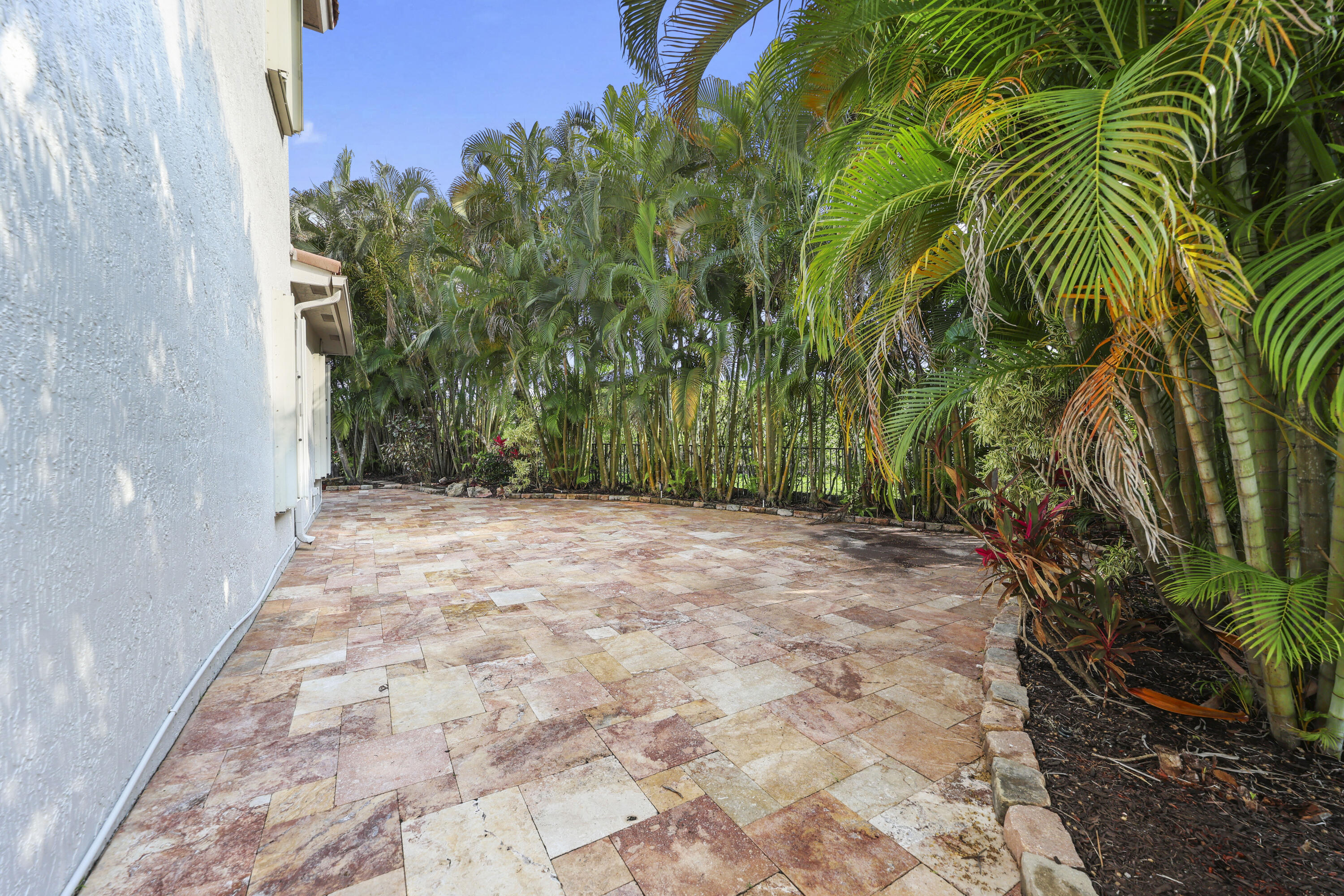 10980 NW 69th Place