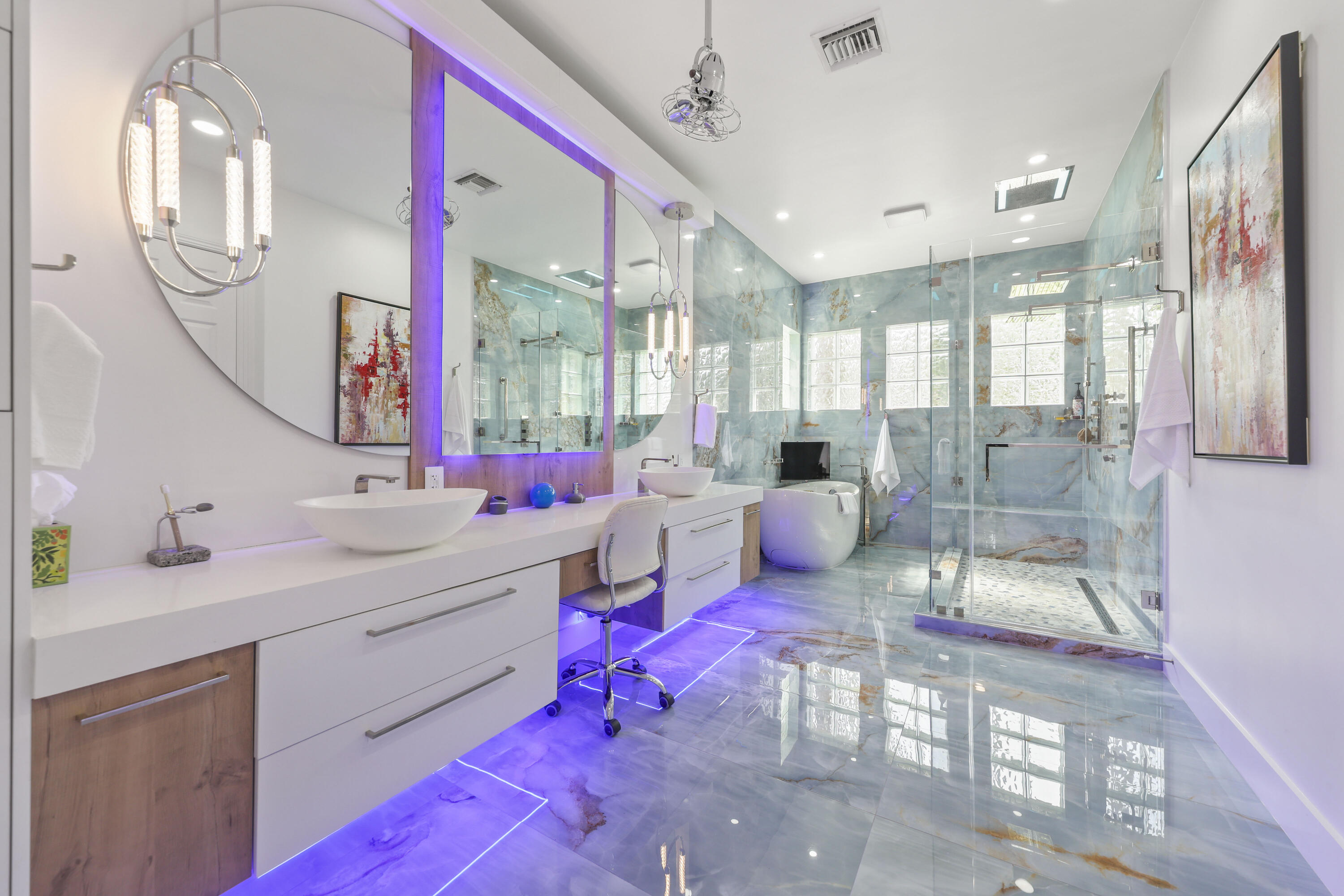 10980 NW 69th Place