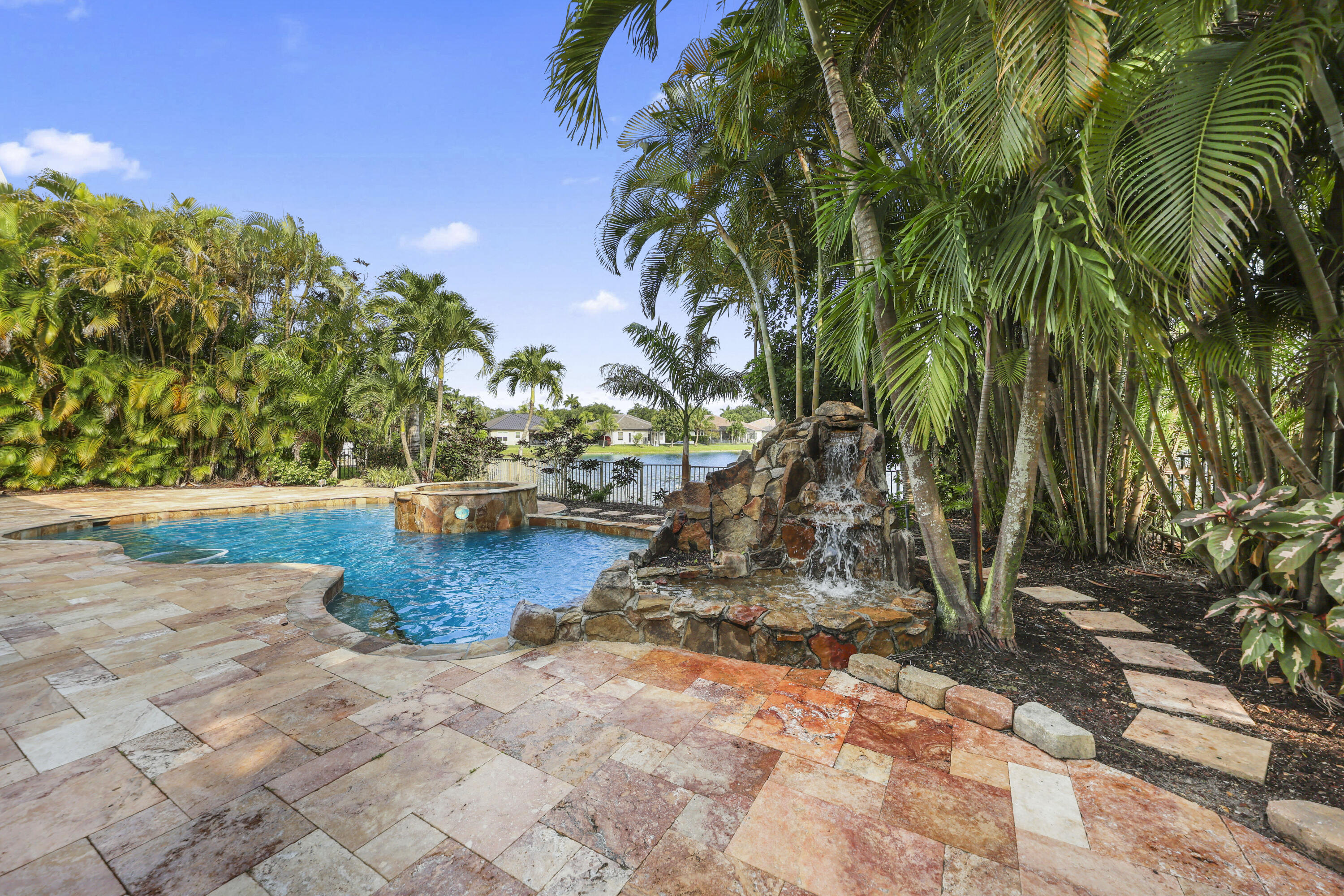 10980 NW 69th Place