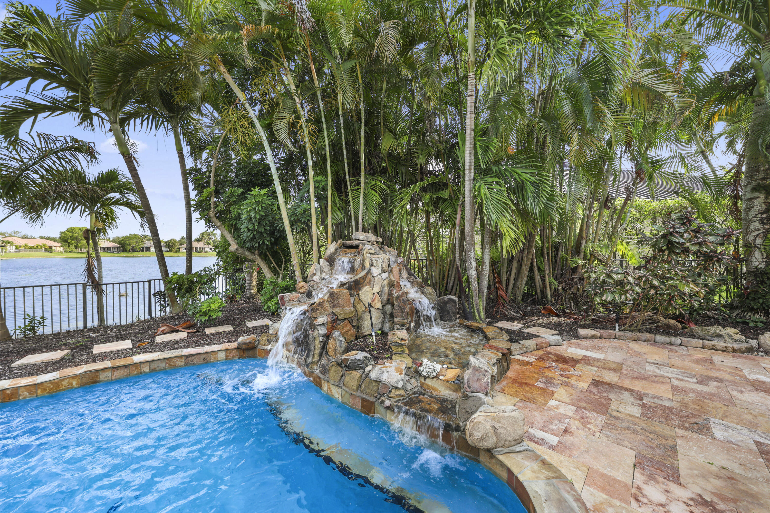 10980 NW 69th Place
