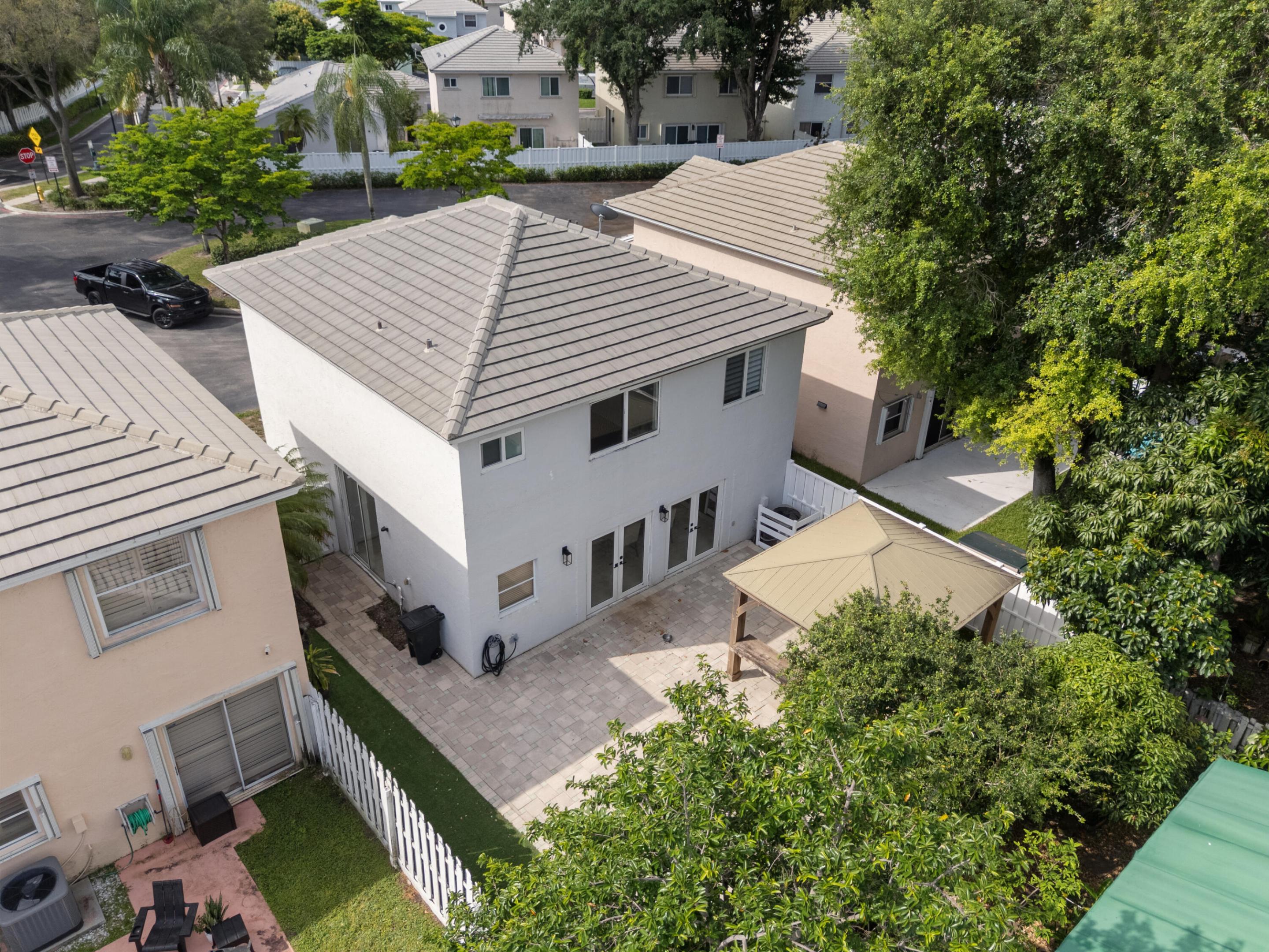 9859 NW 2nd Street
