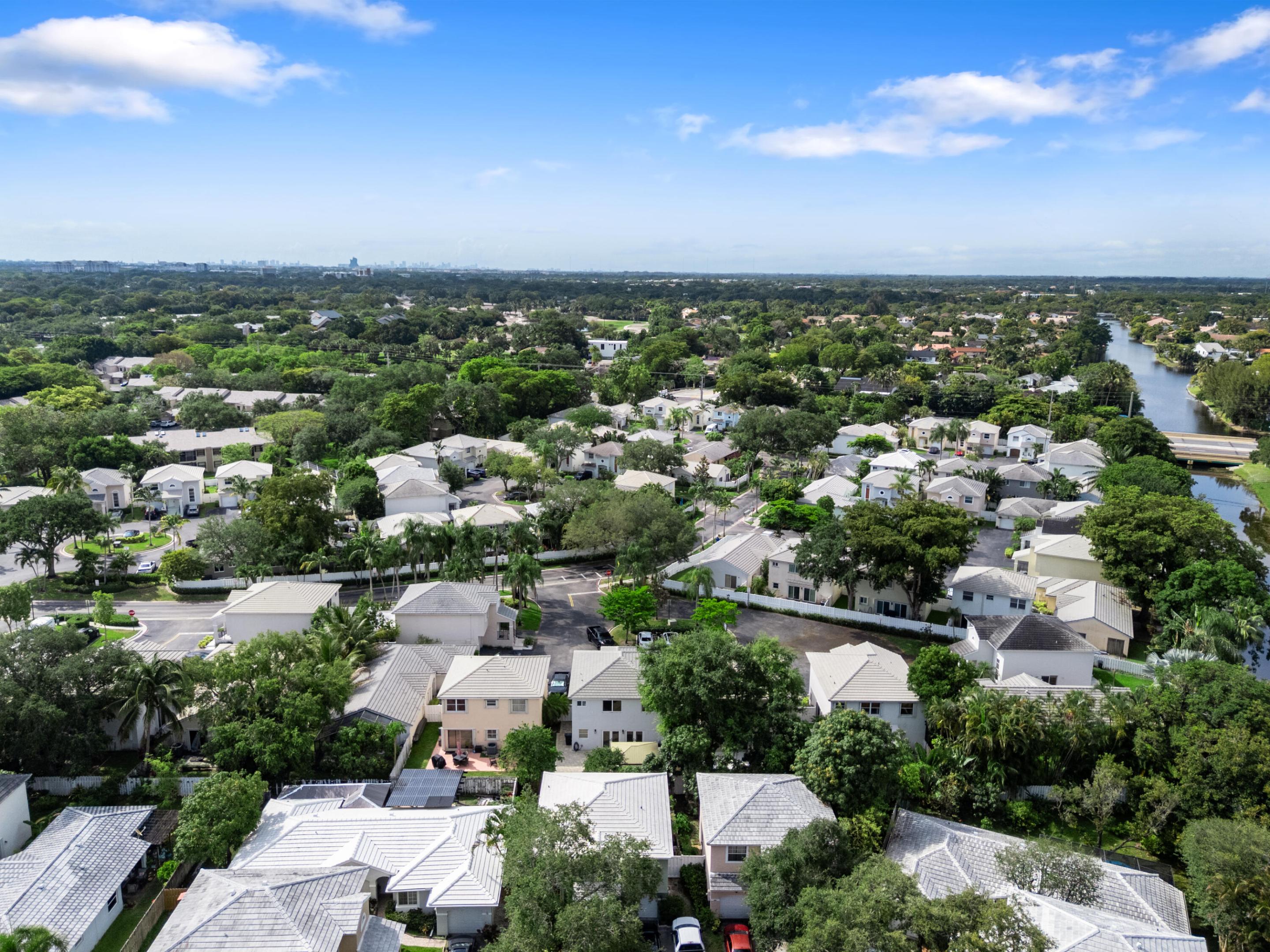 9859 NW 2nd Street