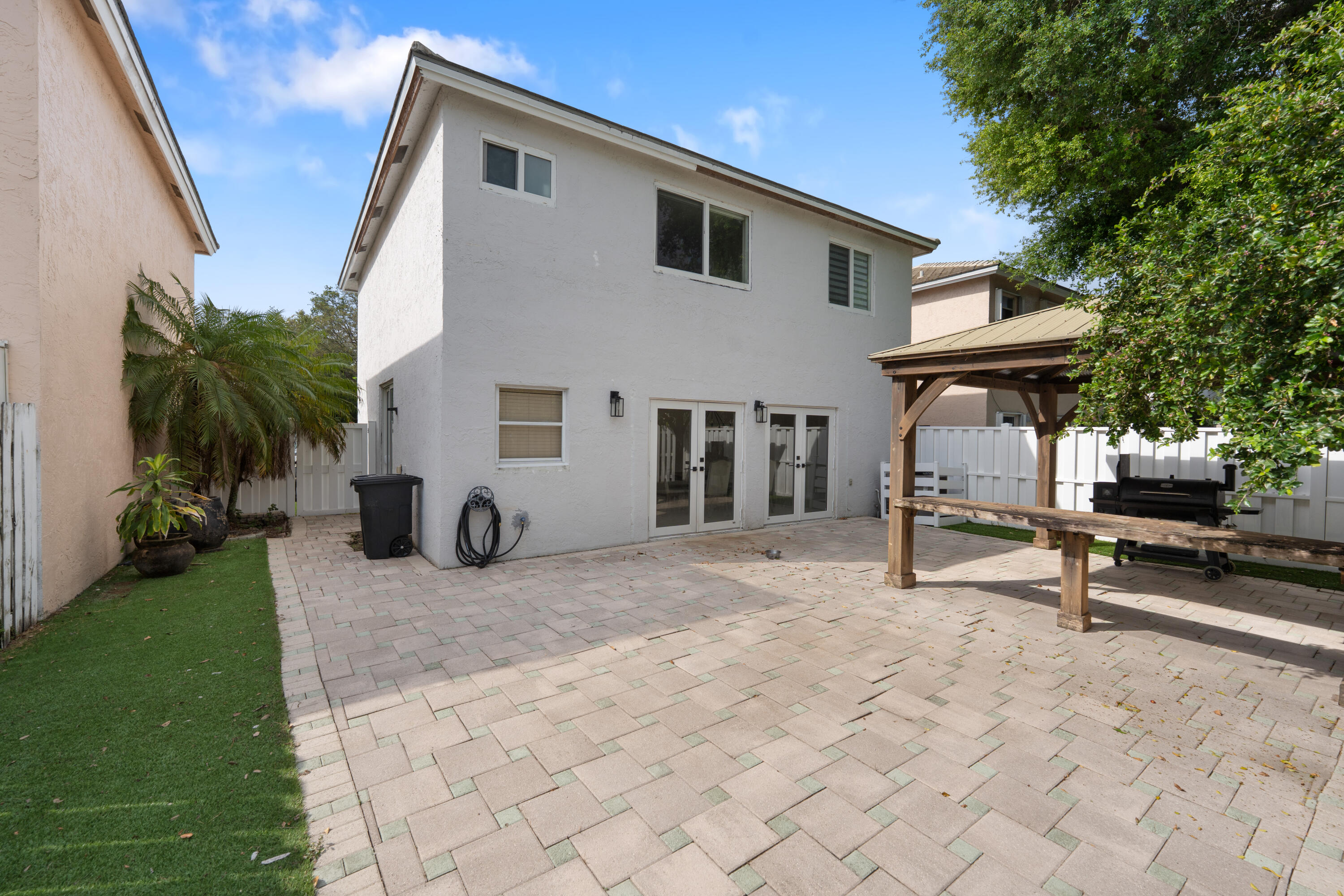 9859 NW 2nd Street