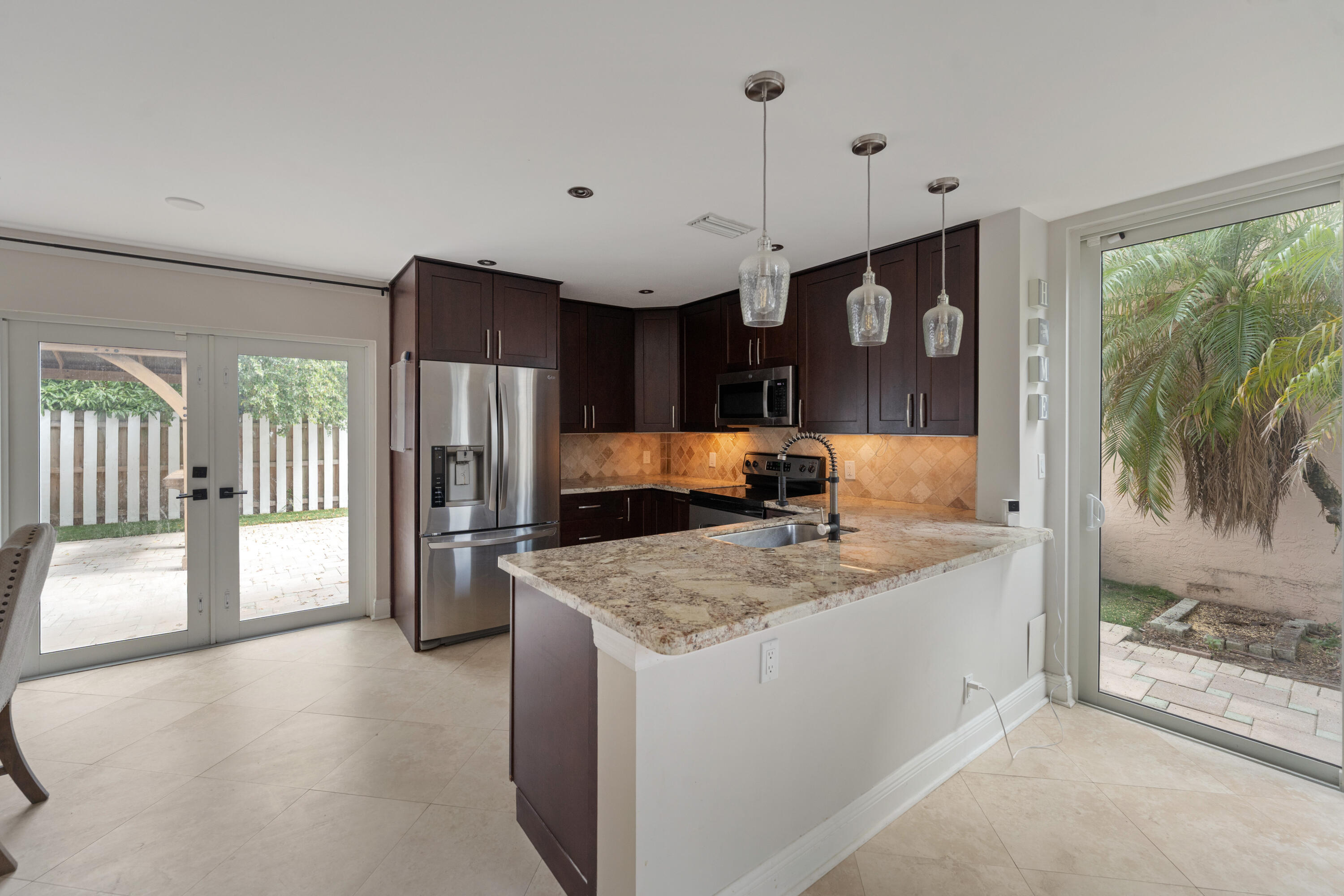 9859 NW 2nd Street