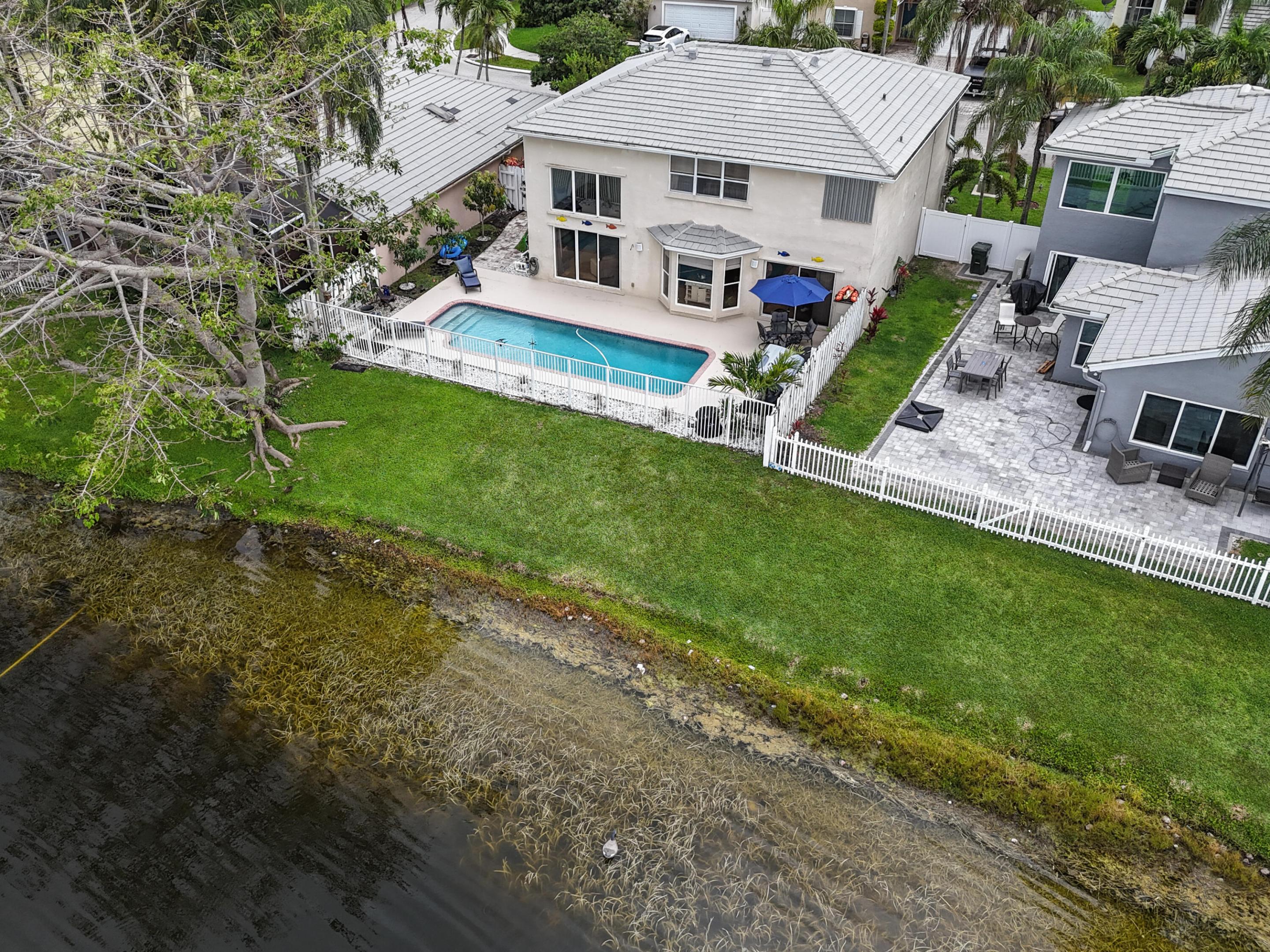 5220 NW 53rd Avenue