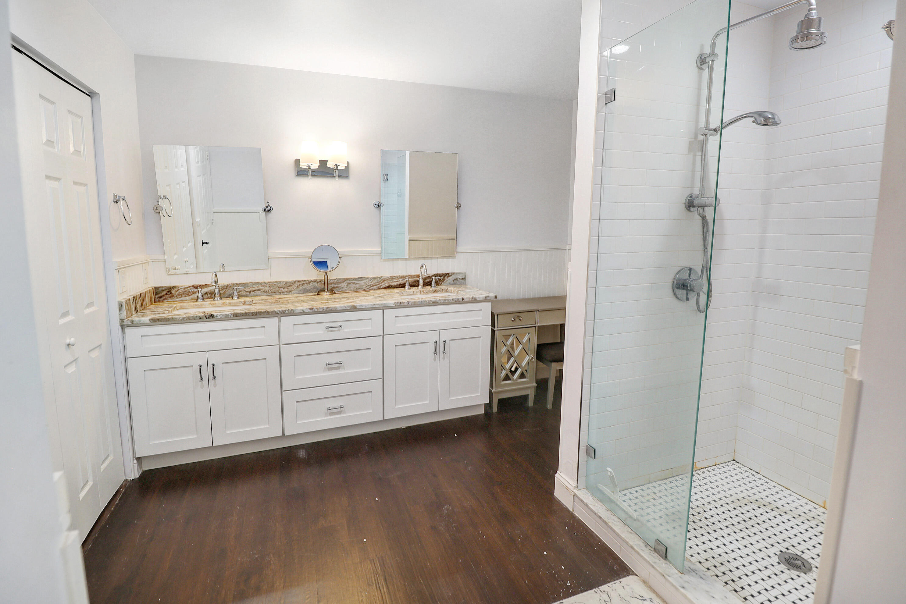 5220 NW 53rd Avenue