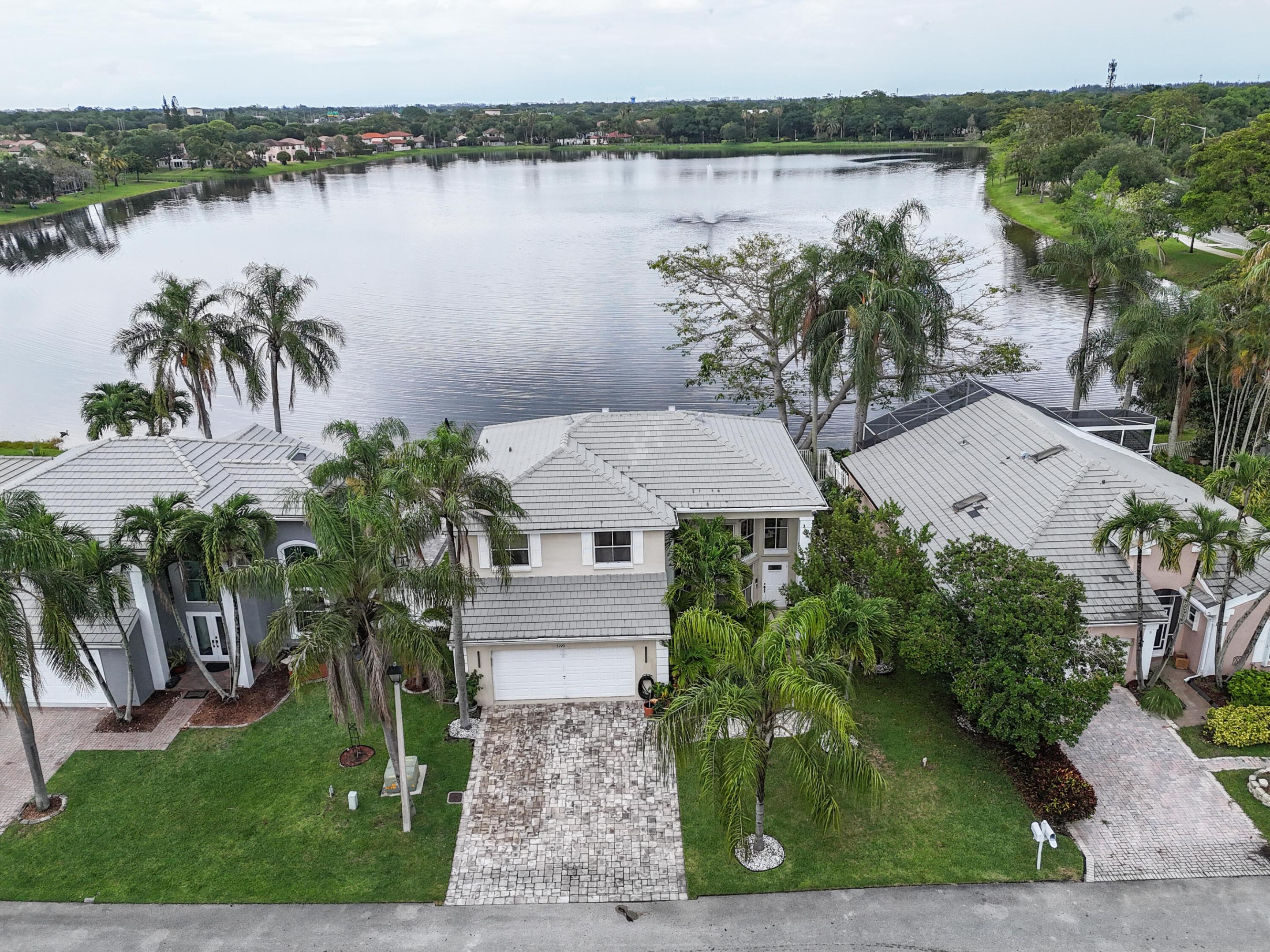 5220 NW 53rd Avenue