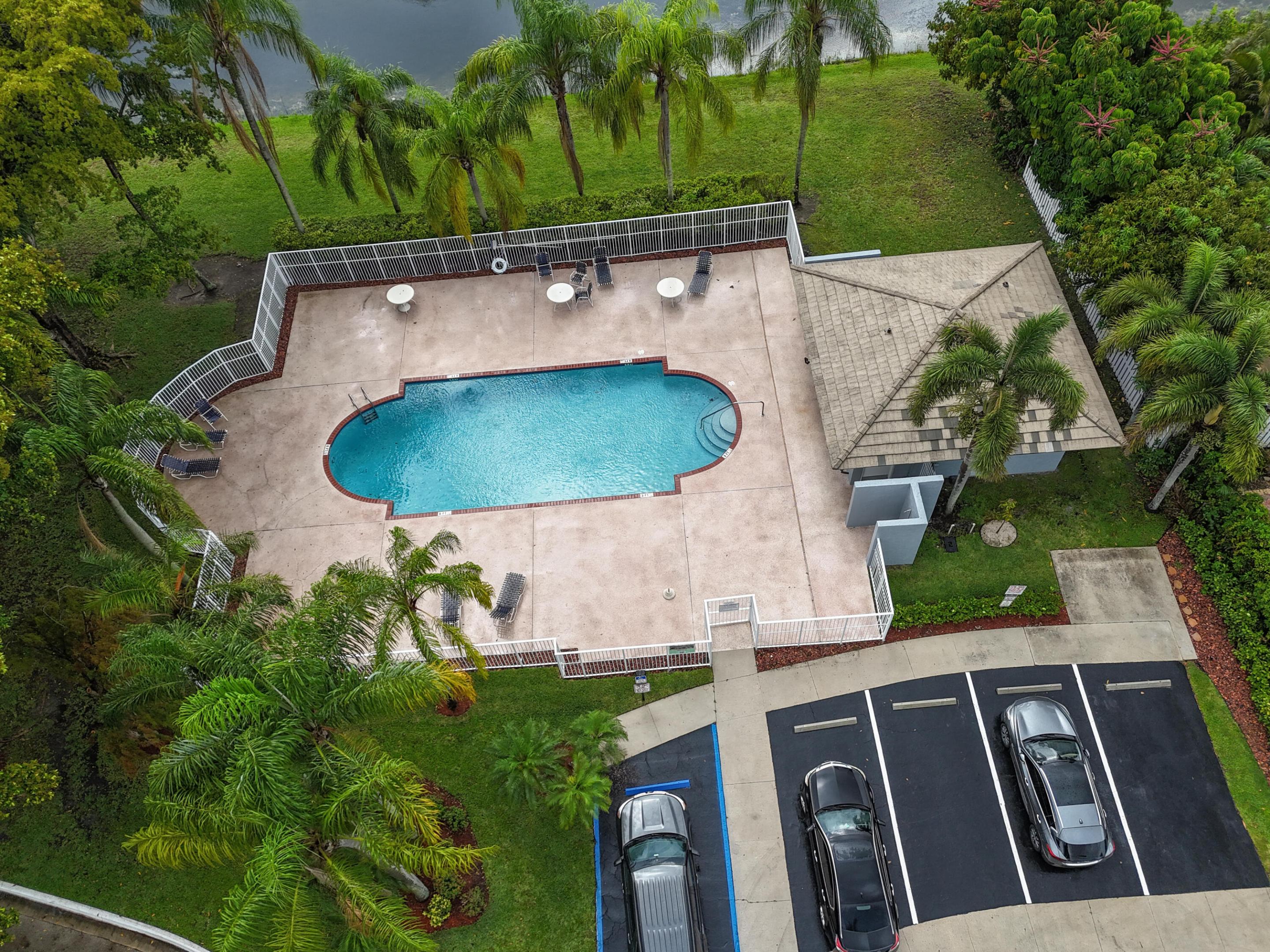 5220 NW 53rd Avenue