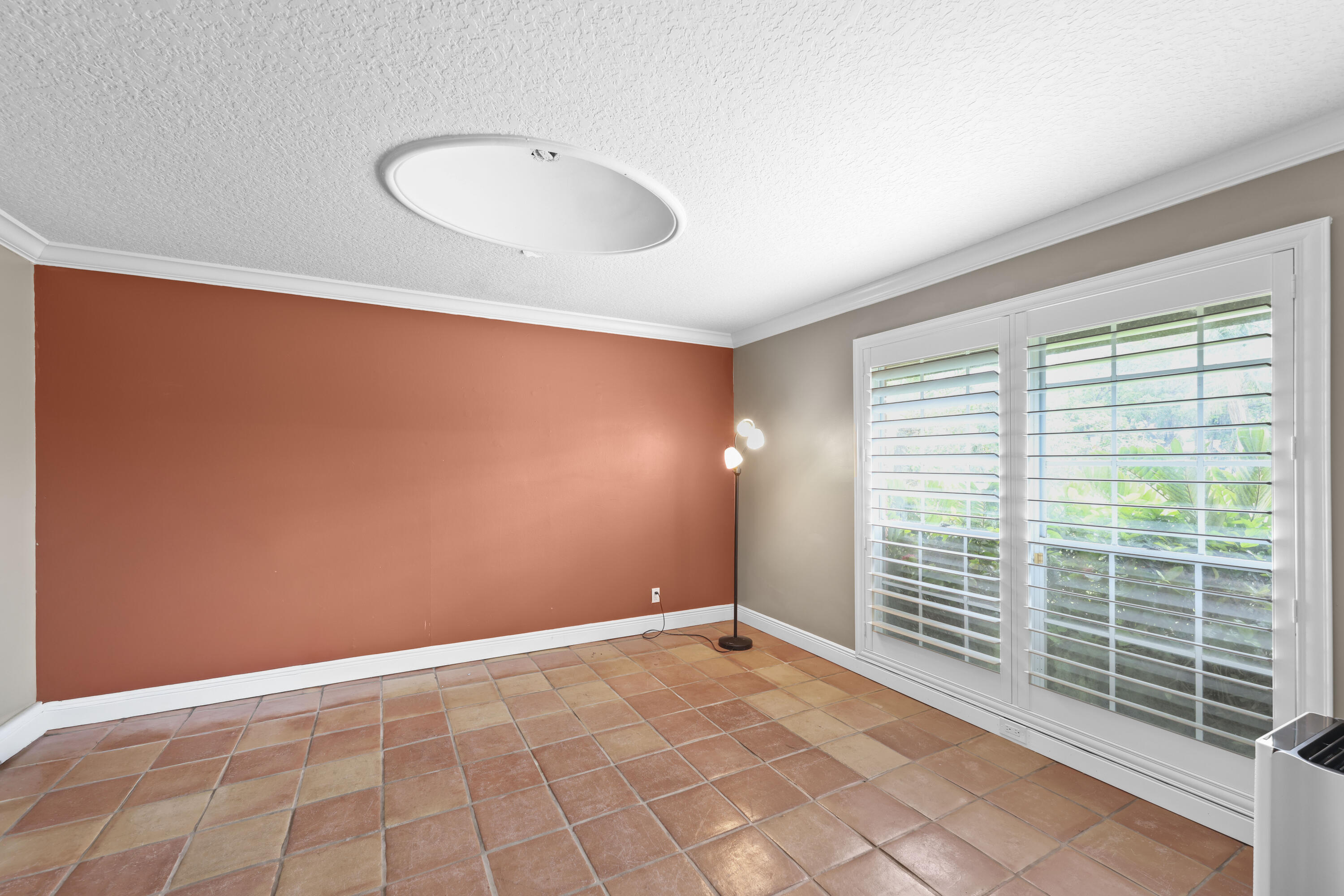 9901 NW 15th Court