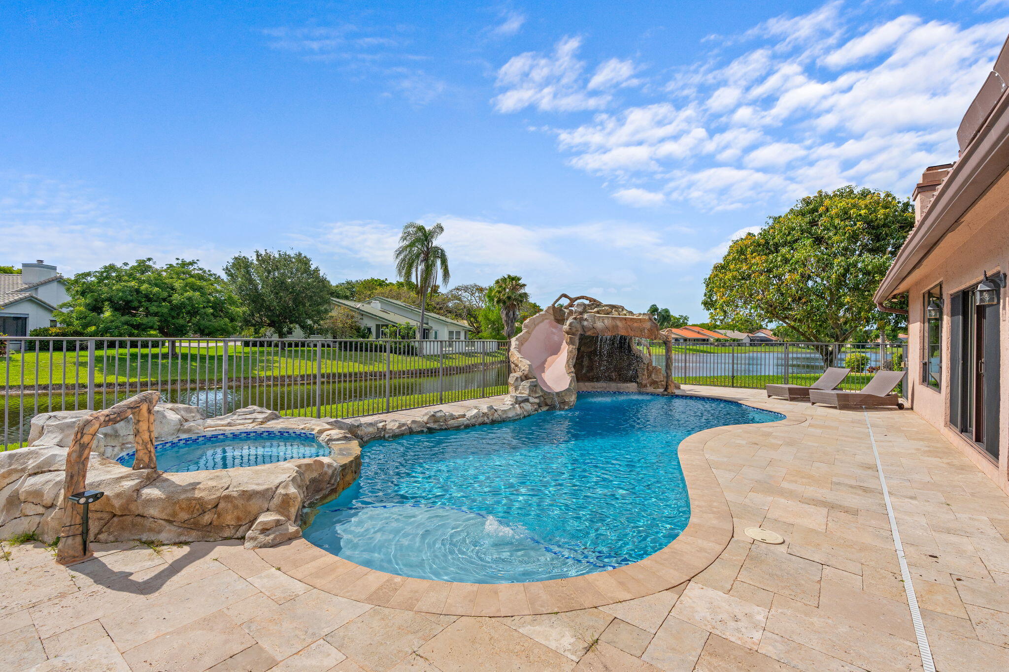 11220 NW 2nd Manor