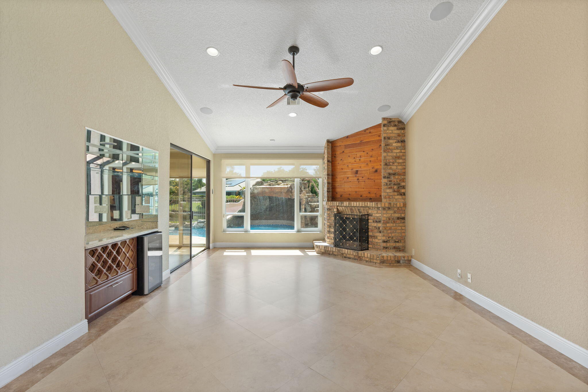 11220 NW 2nd Manor