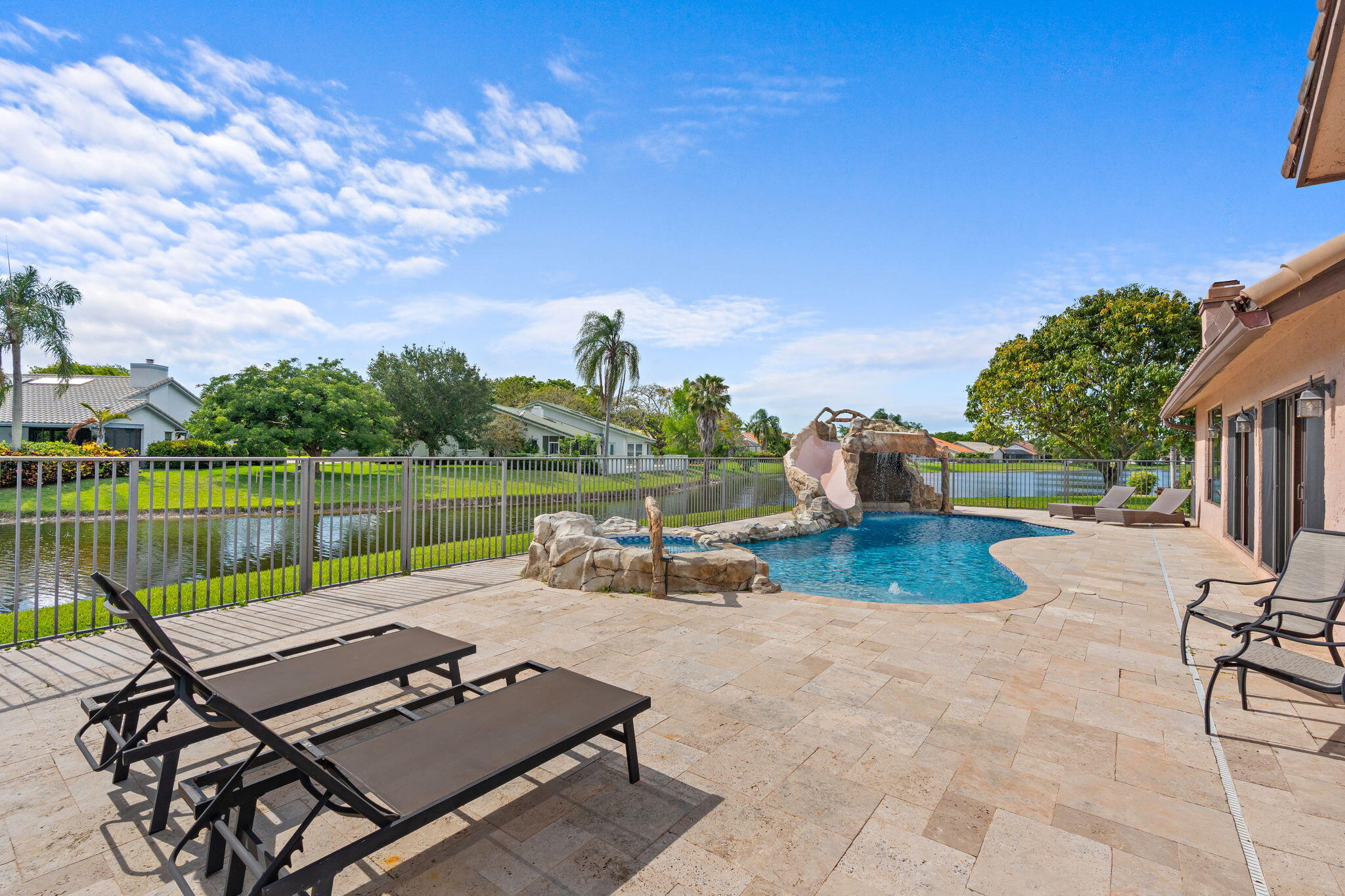 11220 NW 2nd Manor