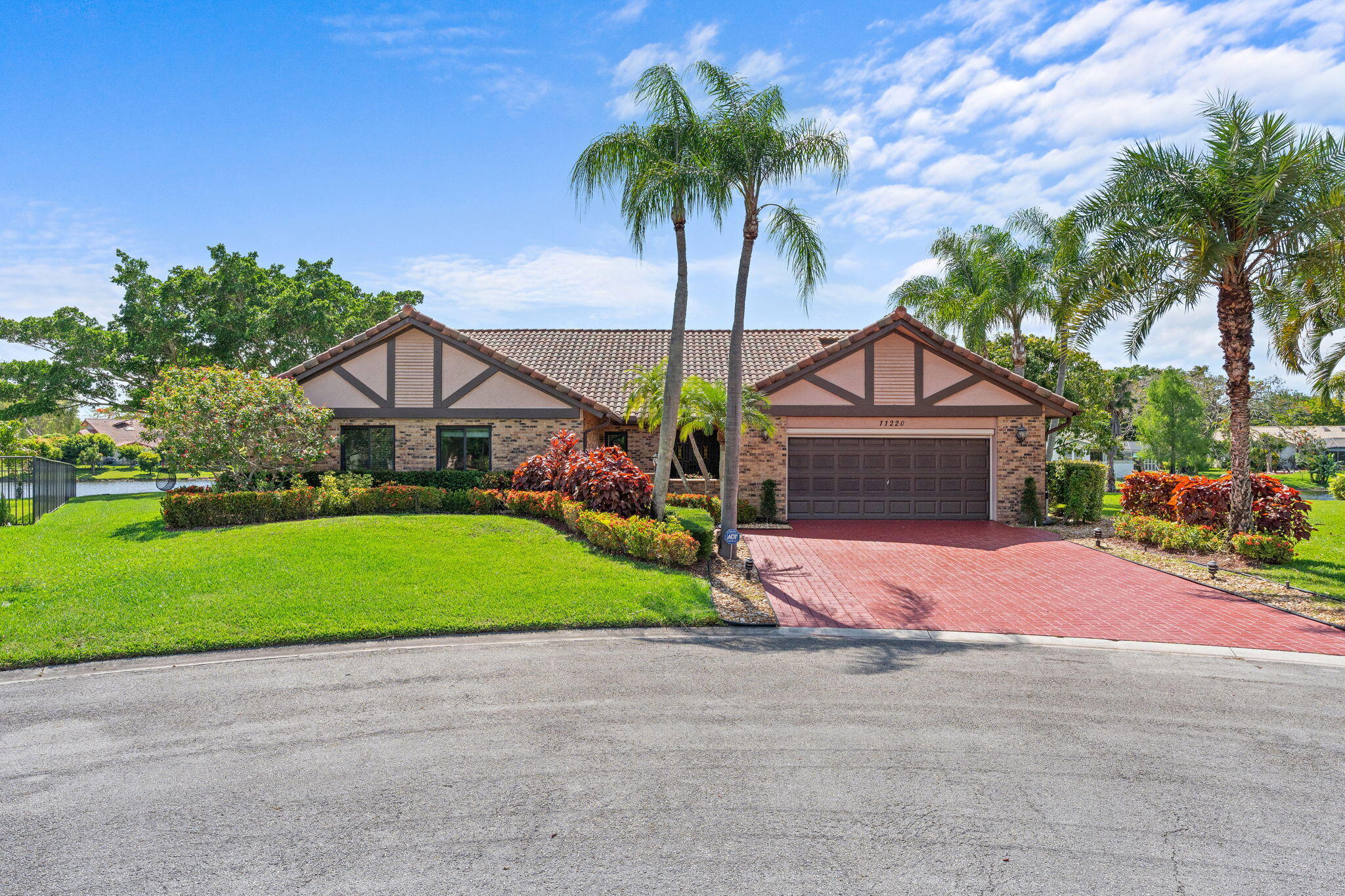 11220 NW 2nd Manor