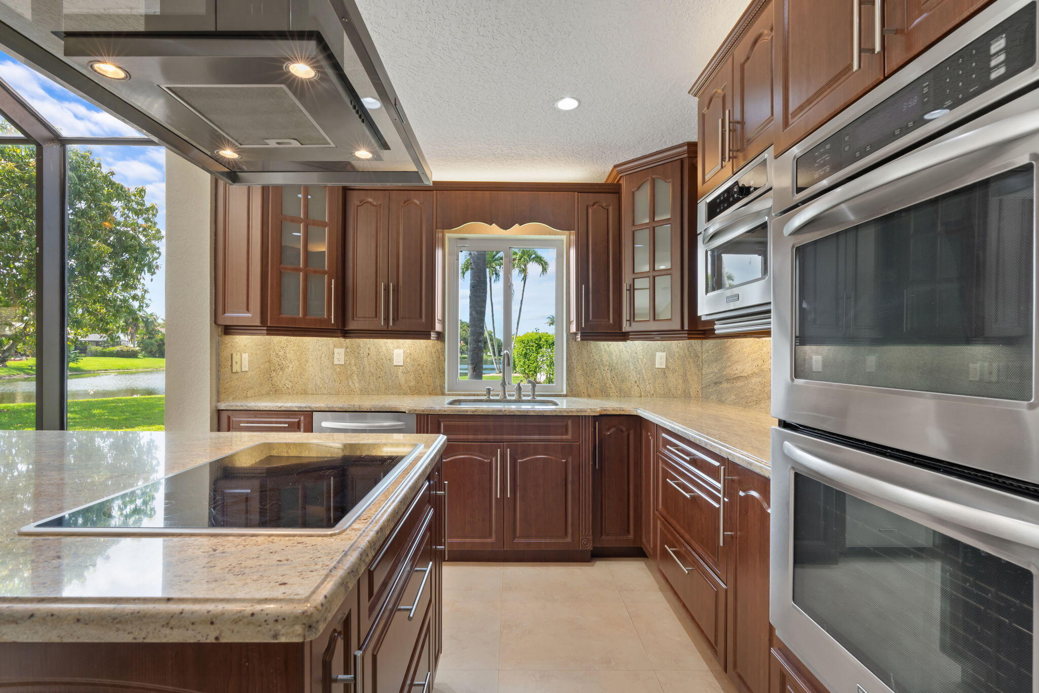 11220 NW 2nd Manor