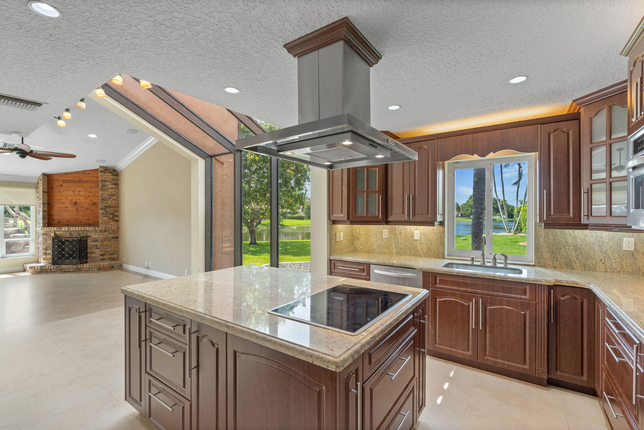 11220 NW 2nd Manor
