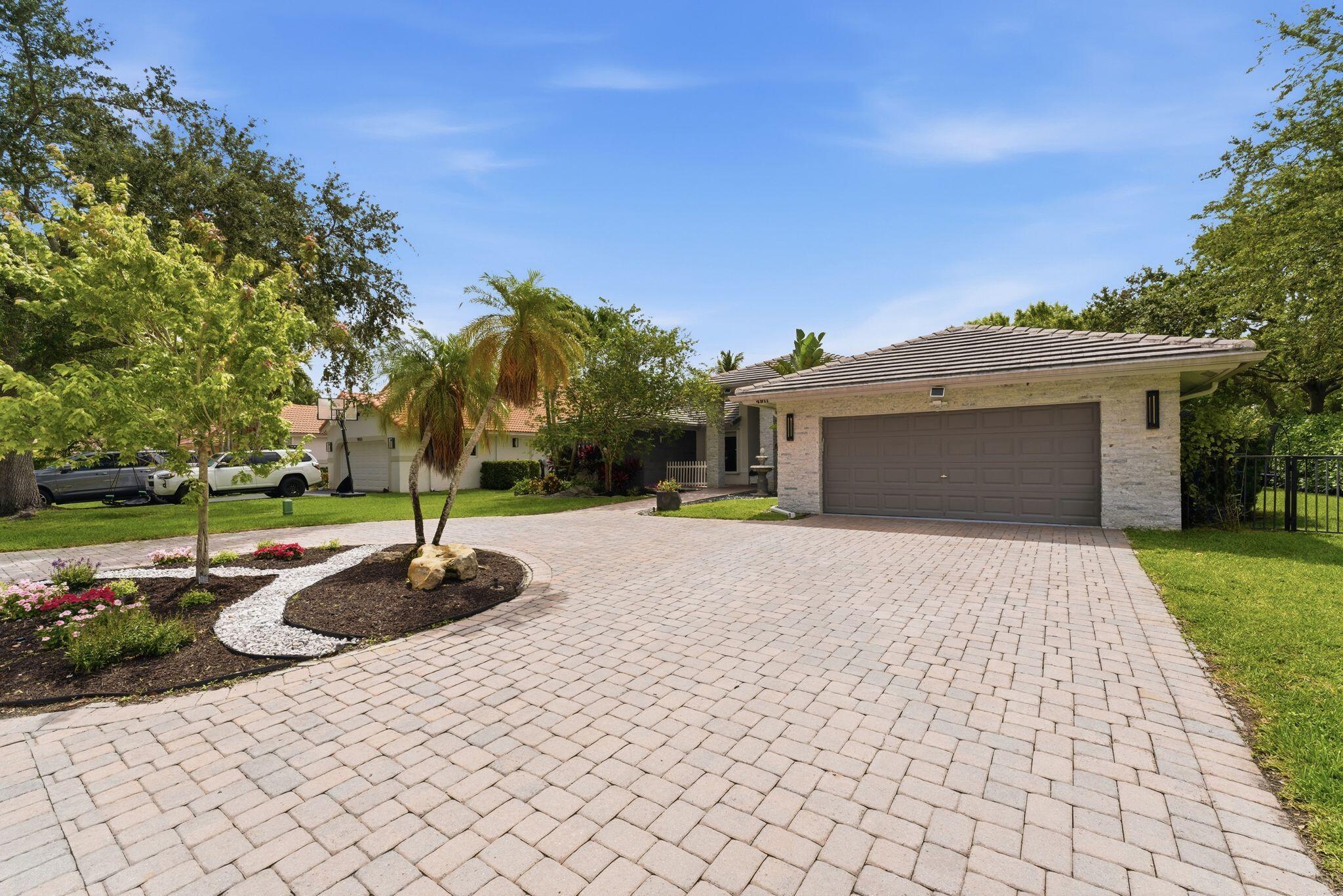 4911 NW 96th Drive