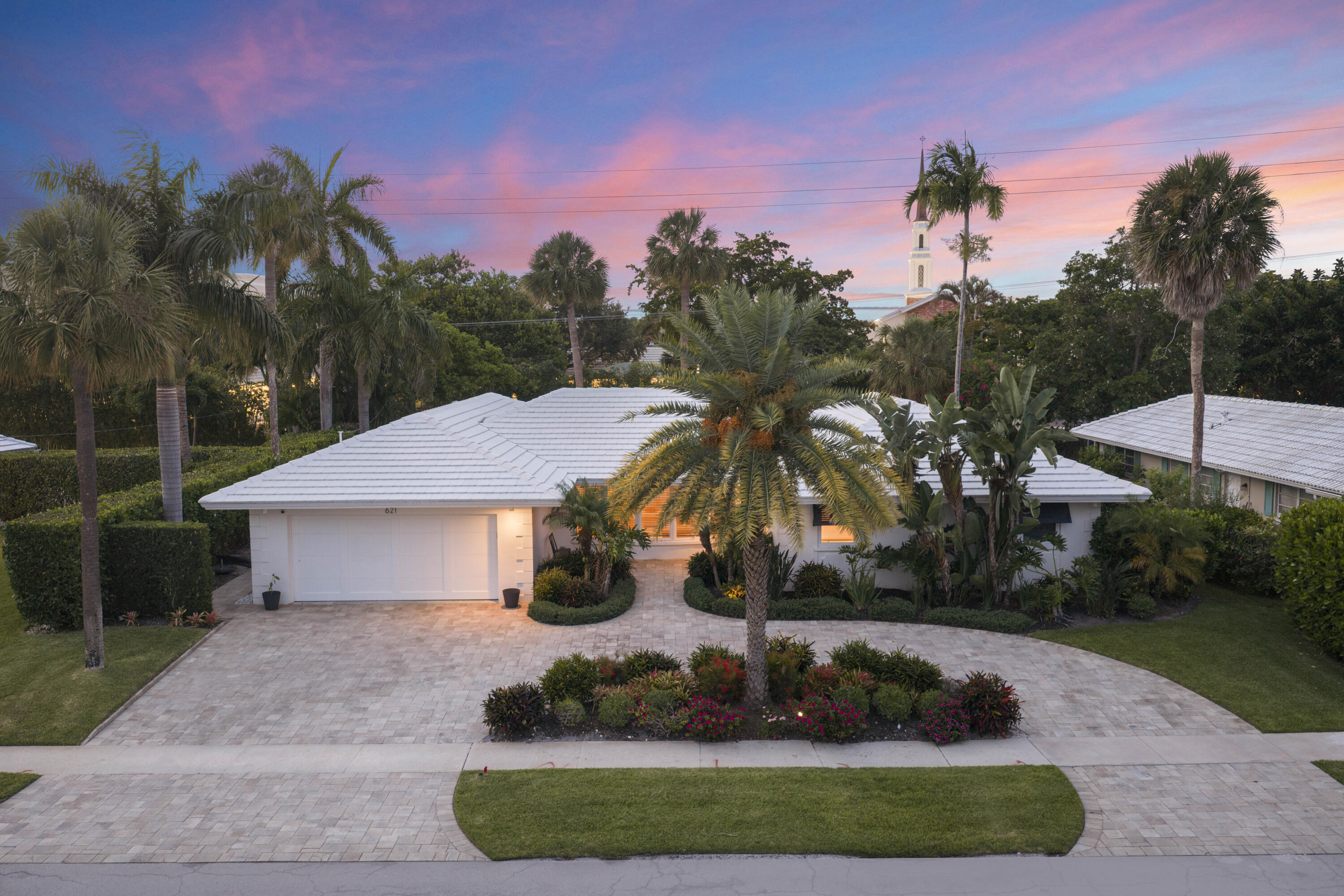 621 Apple Tree Lane
