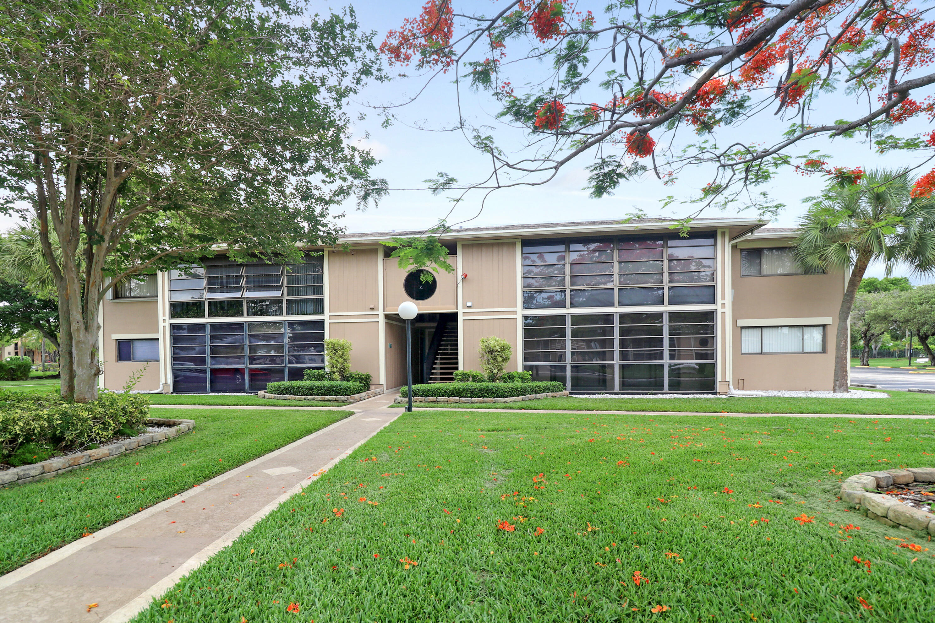 7801 Ashmont Circle 104