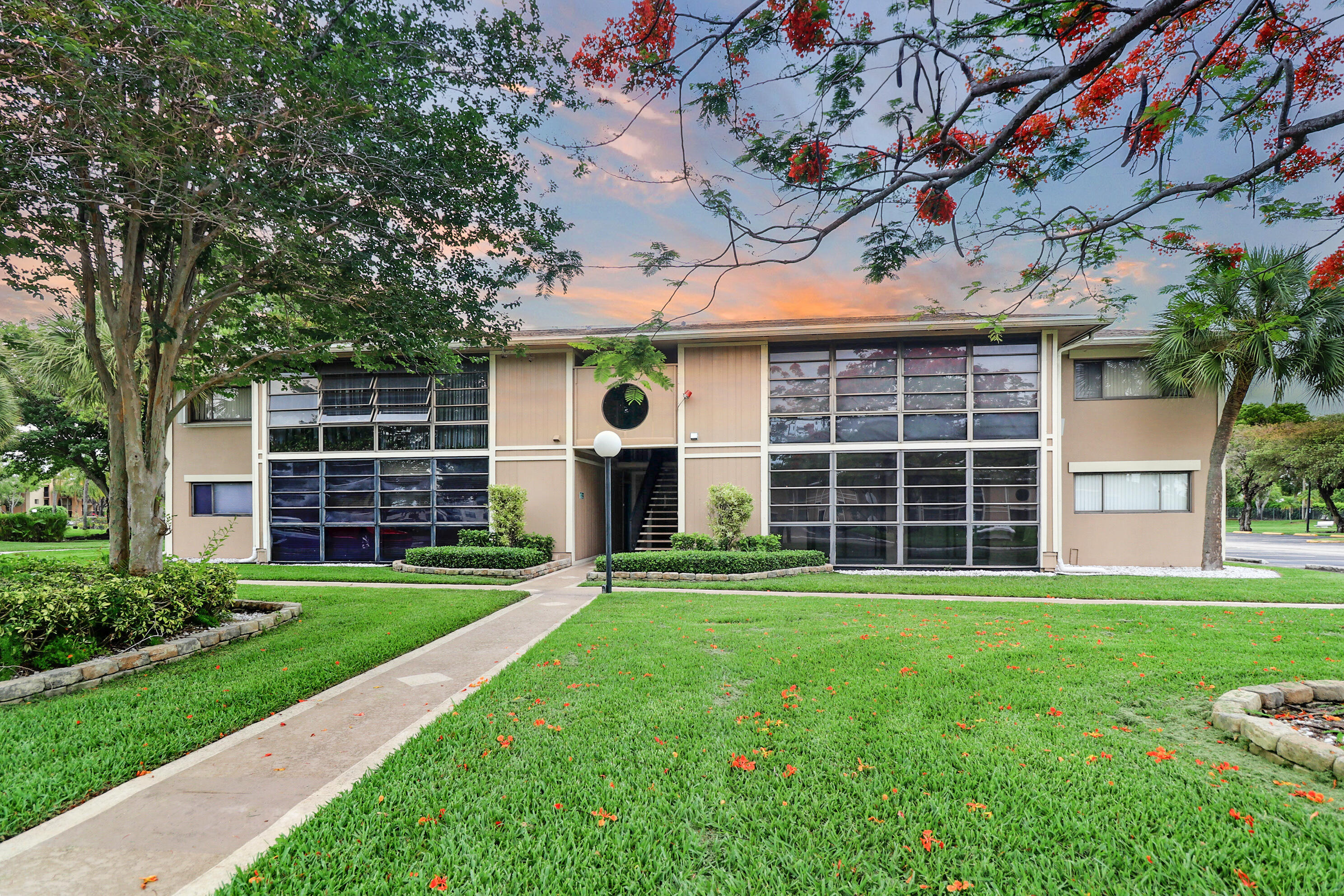 7801 Ashmont Circle 104