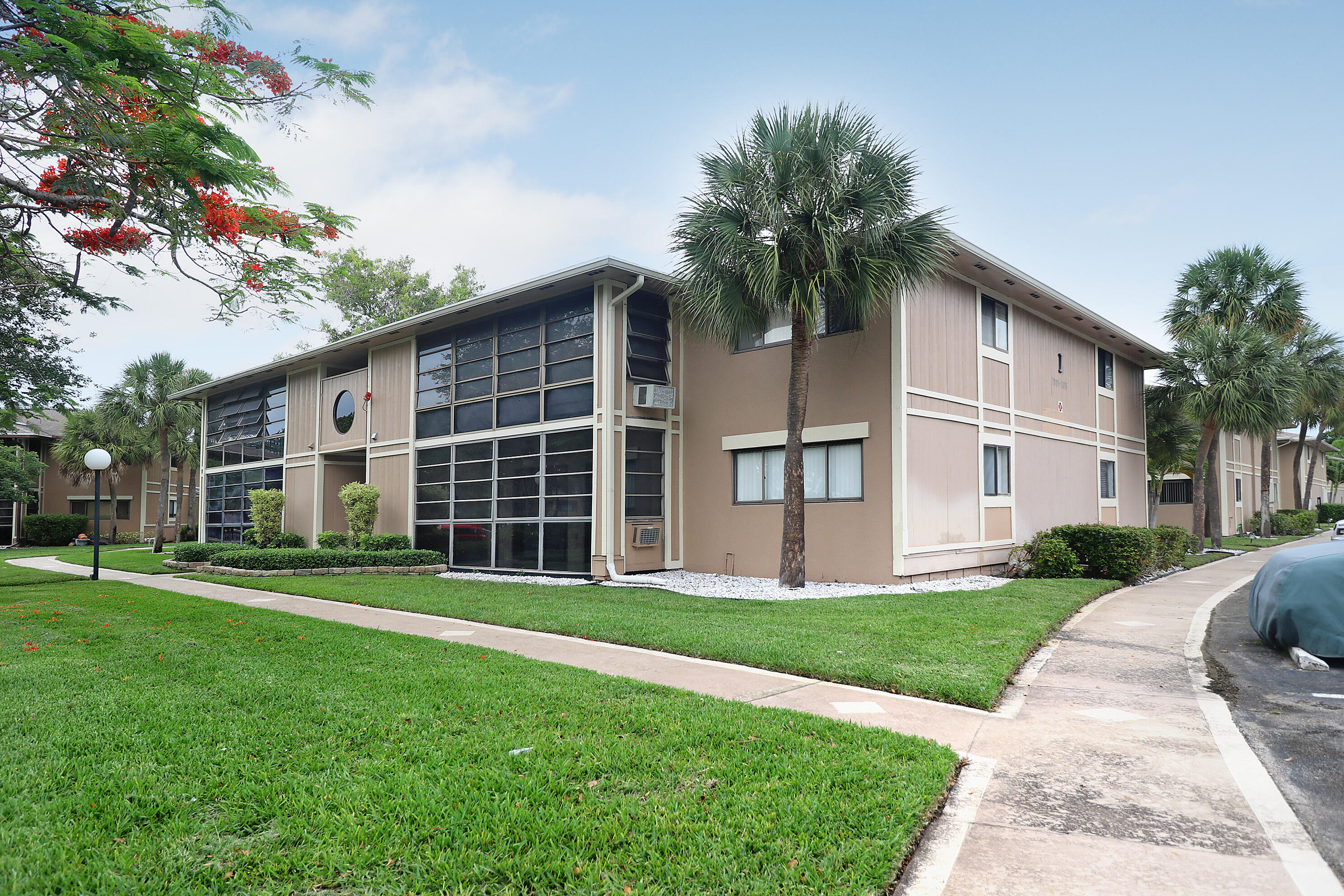 7801 Ashmont Circle 104