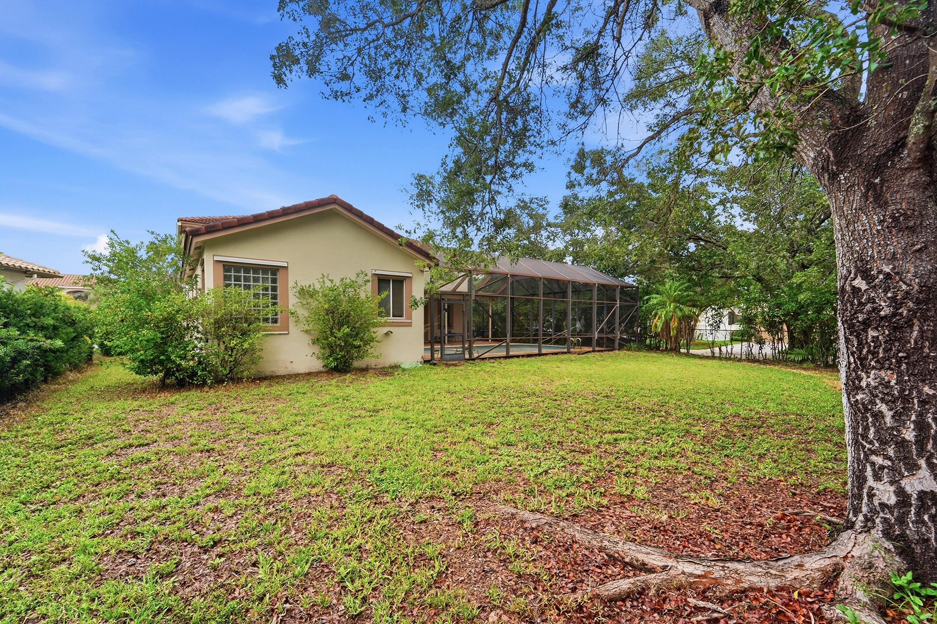 10710 NW 54th Place