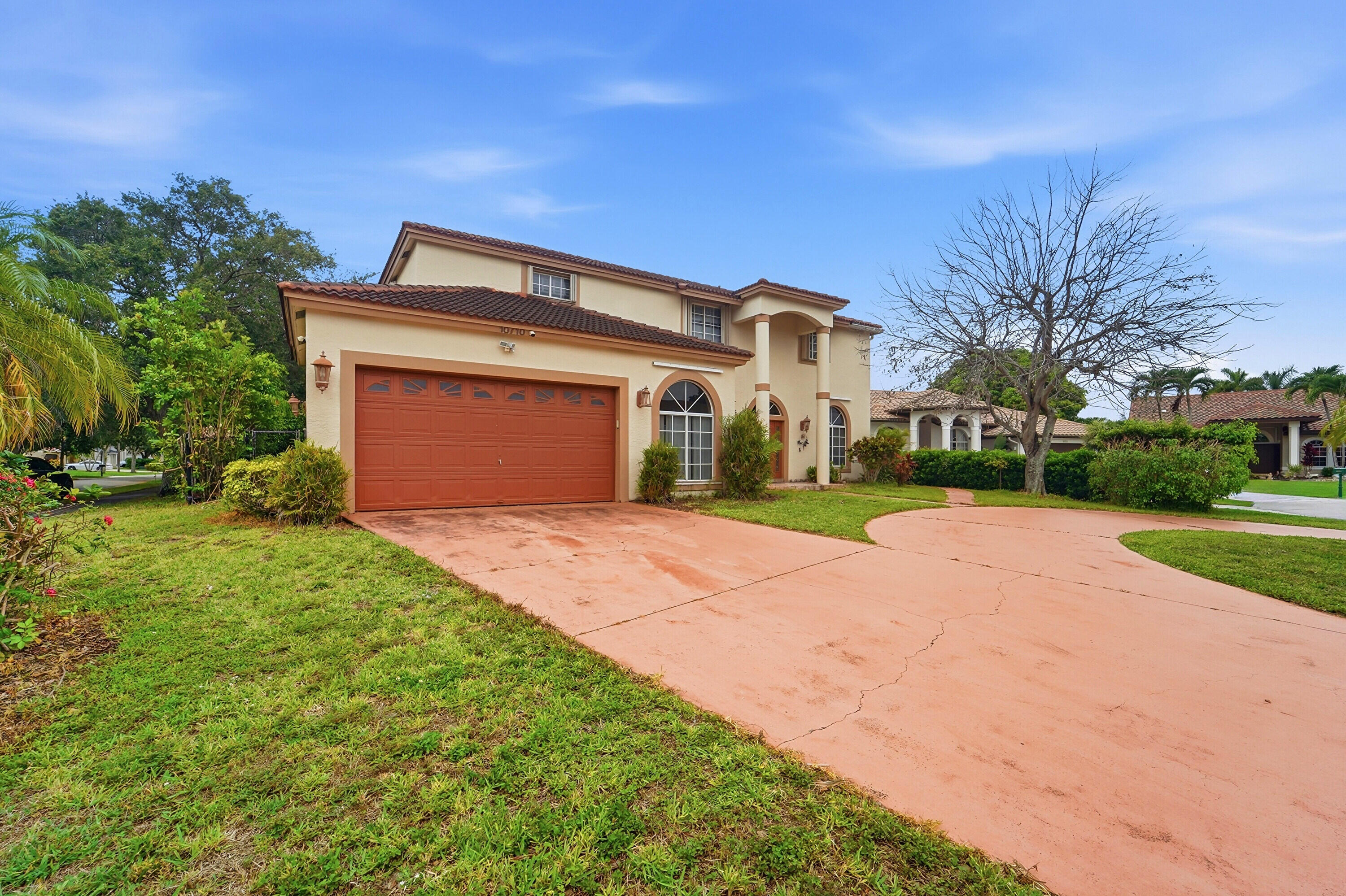10710 NW 54th Place