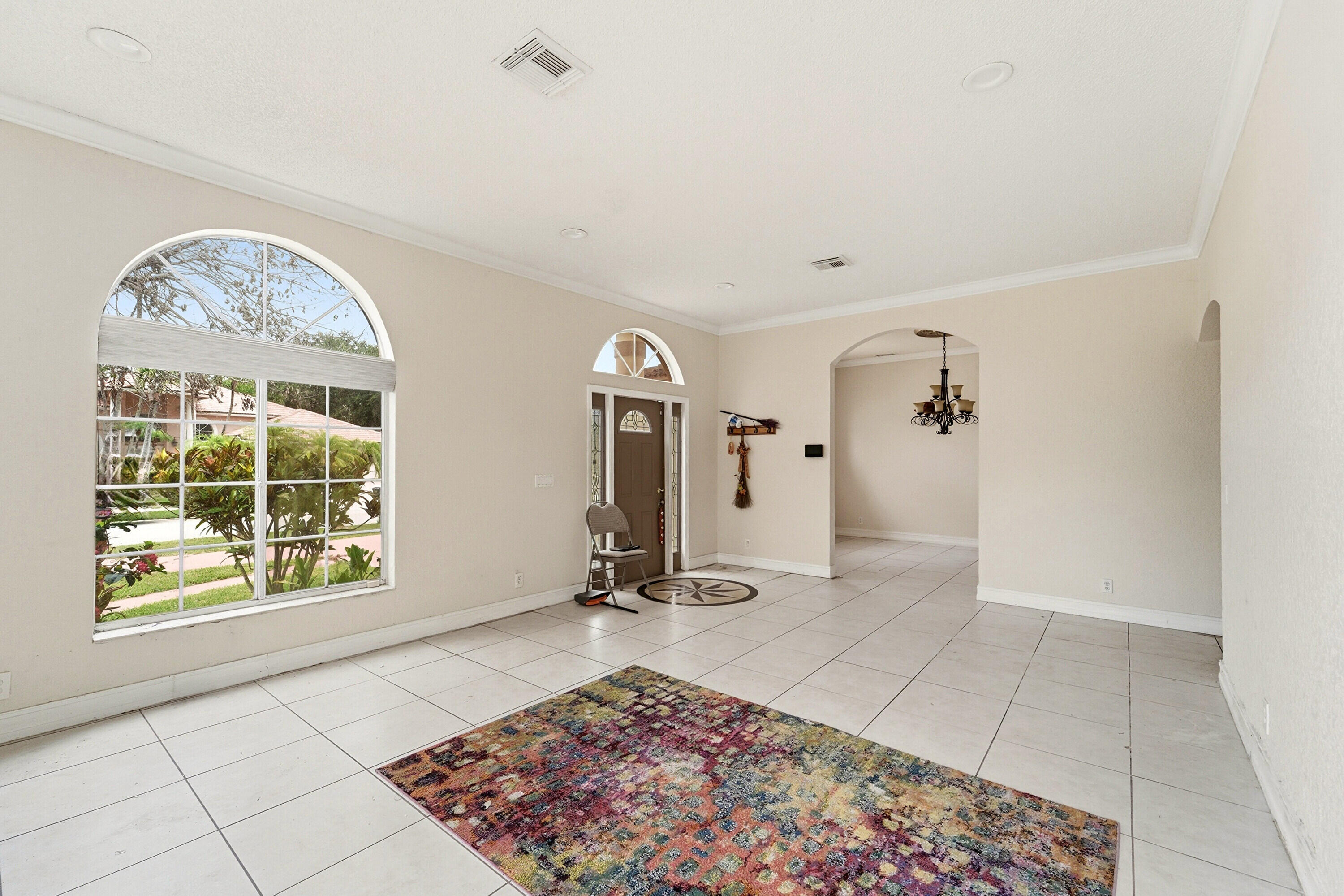 10710 NW 54th Place