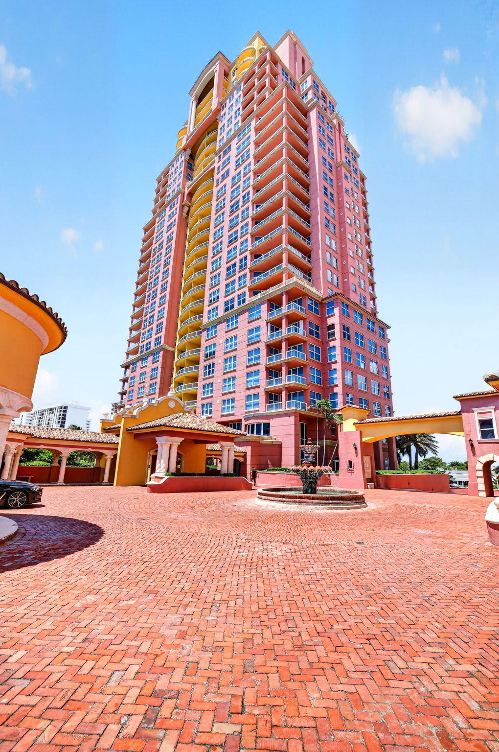 2100 N Ocean Boulevard 8b