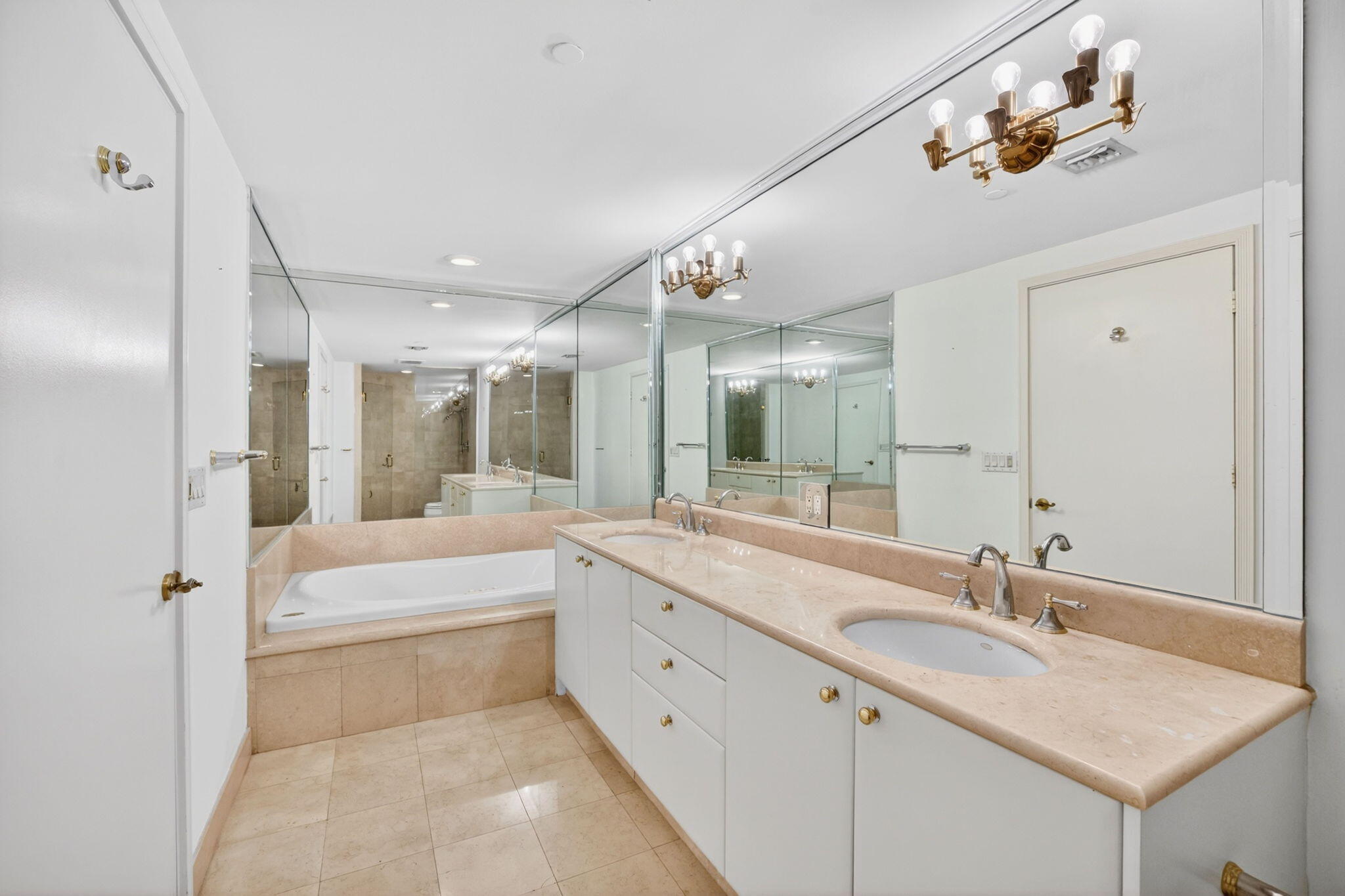 2100 N Ocean Boulevard 8b