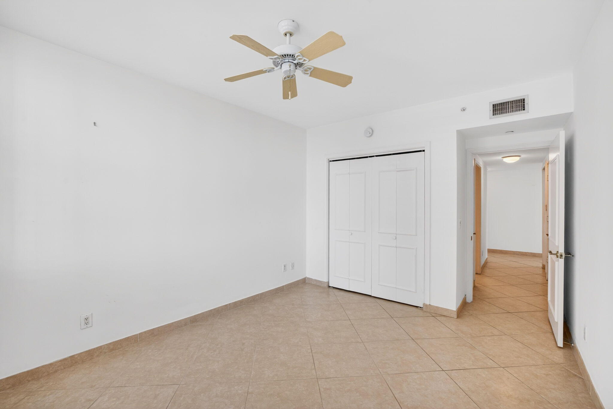 2100 N Ocean Boulevard 8b