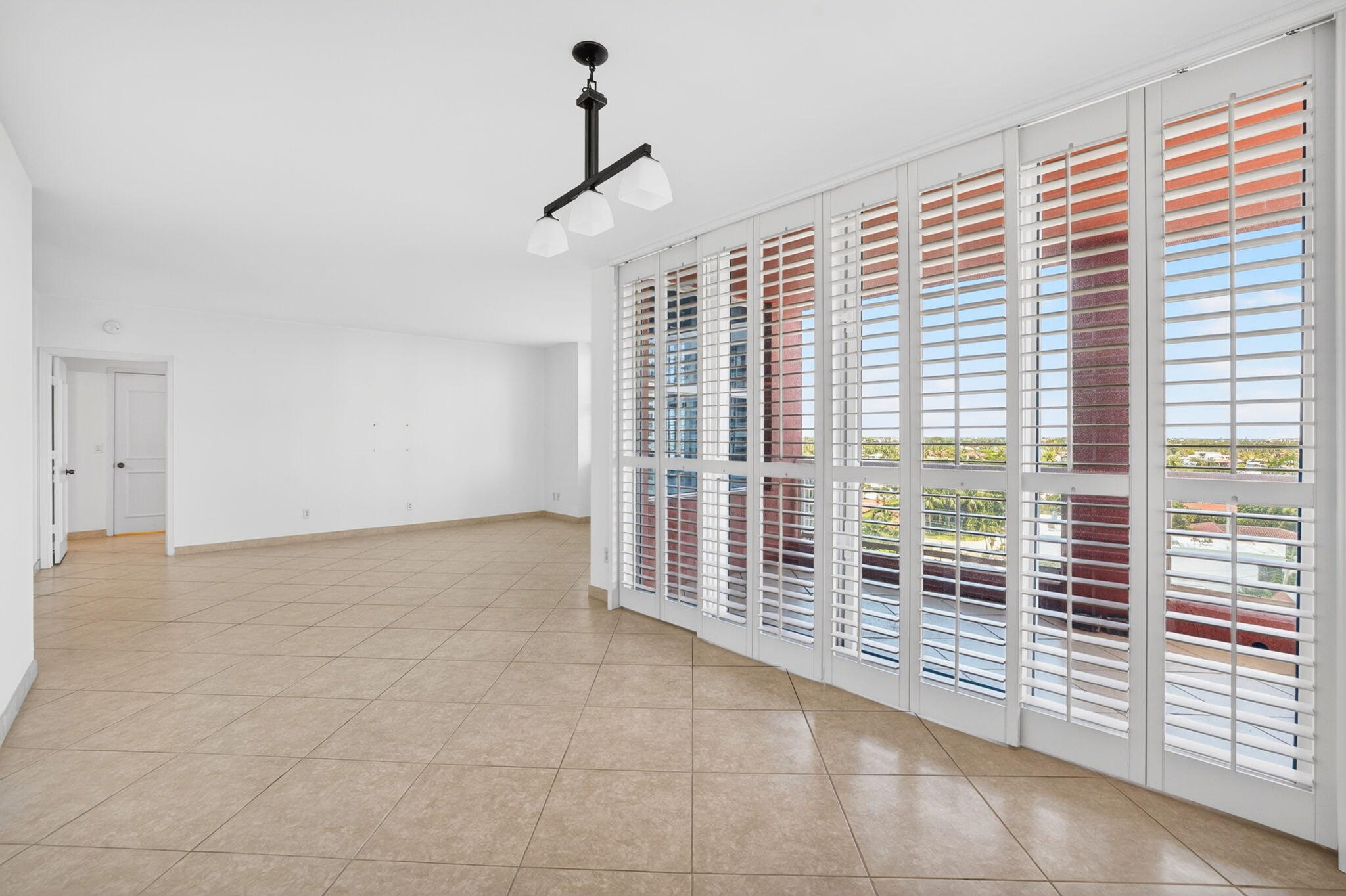 2100 N Ocean Boulevard 8b