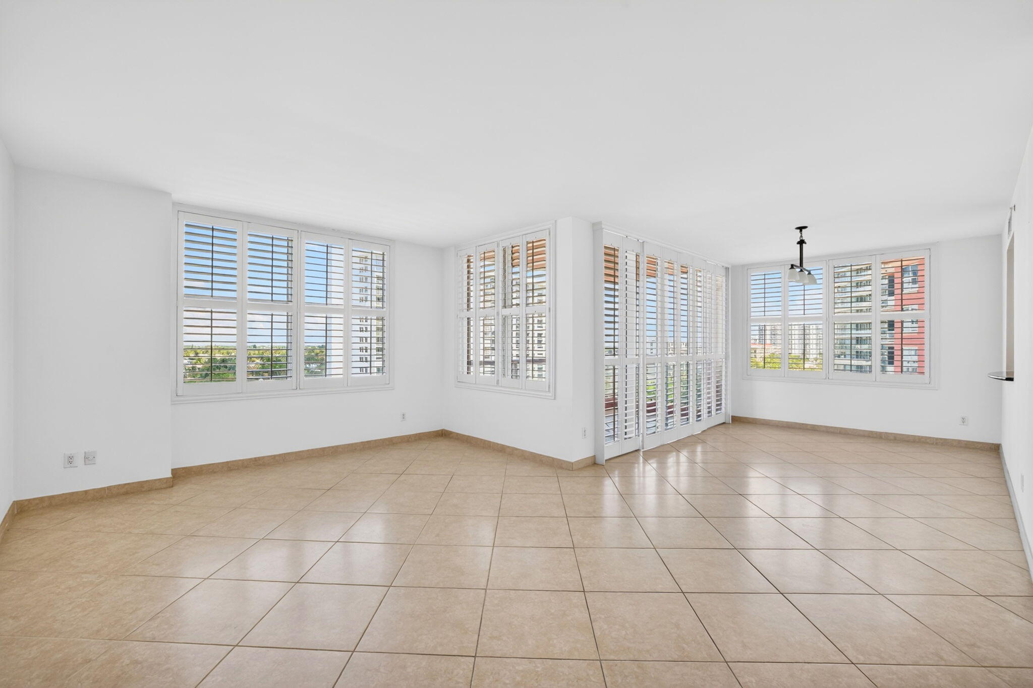 2100 N Ocean Boulevard 8b