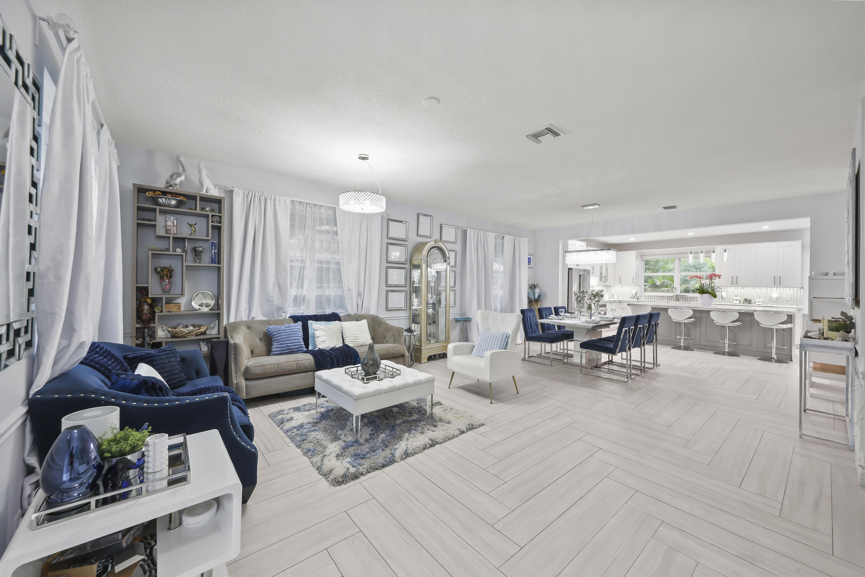 12253 Glenmore Drive