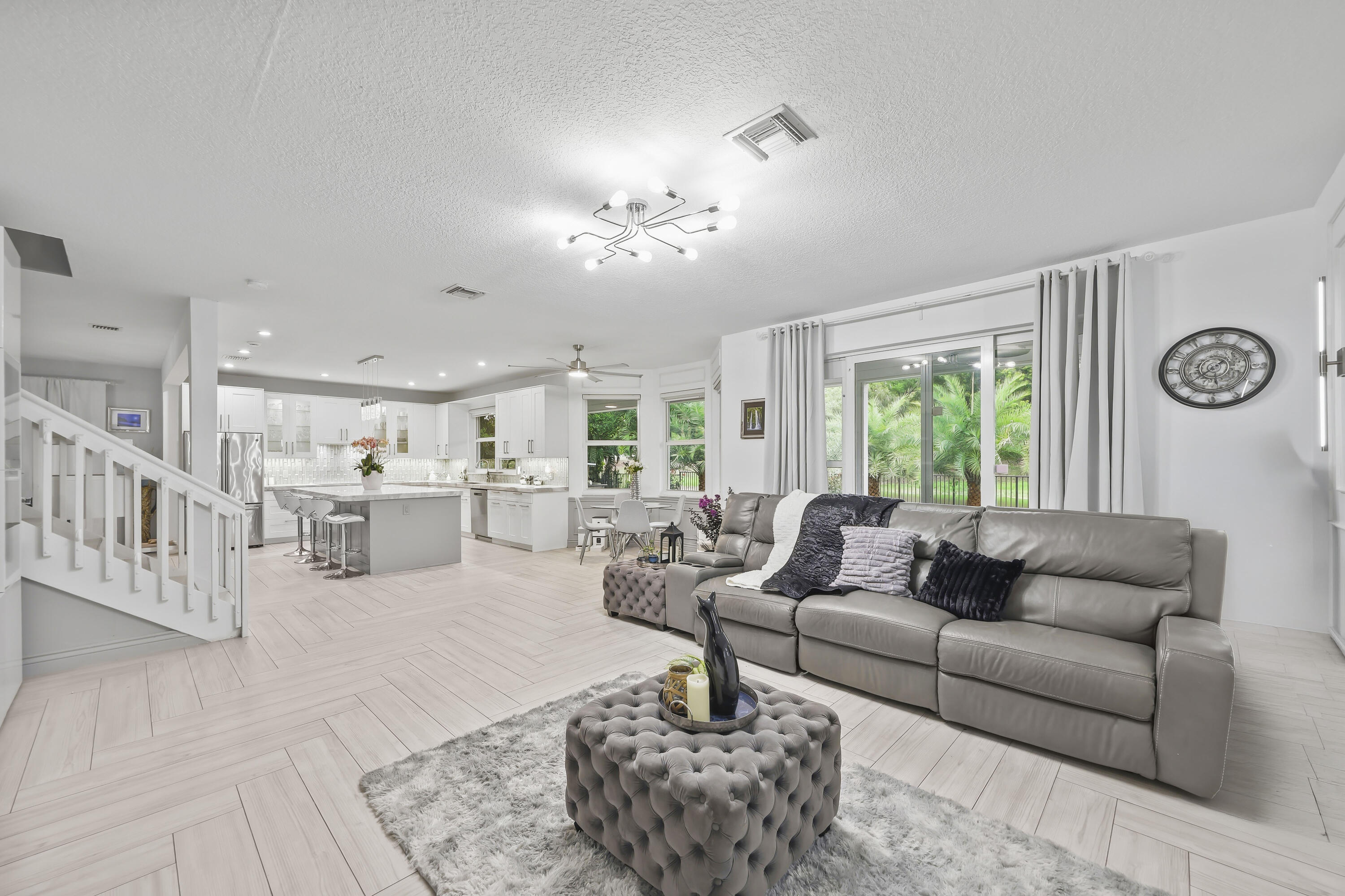 12253 Glenmore Drive