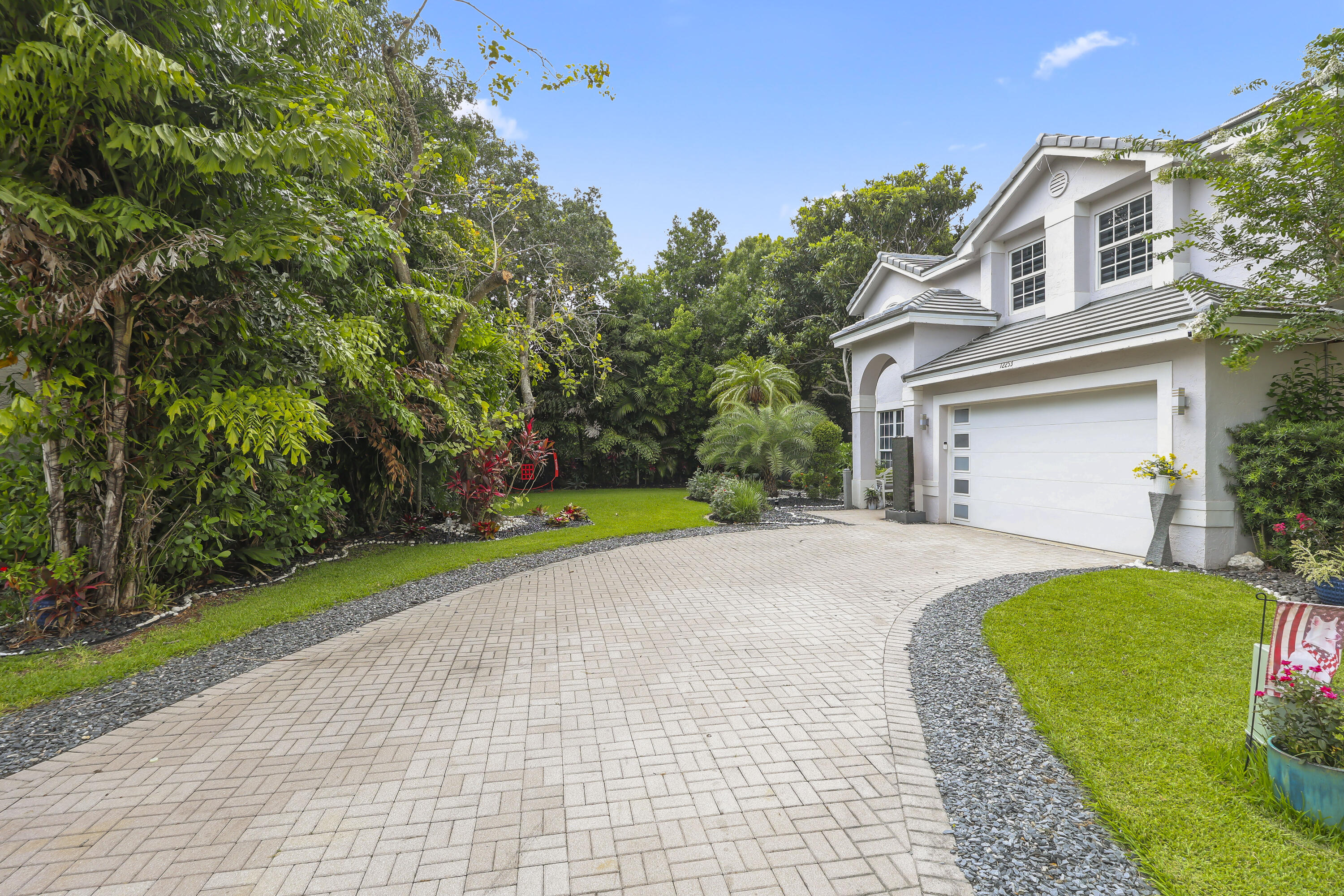 12253 Glenmore Drive