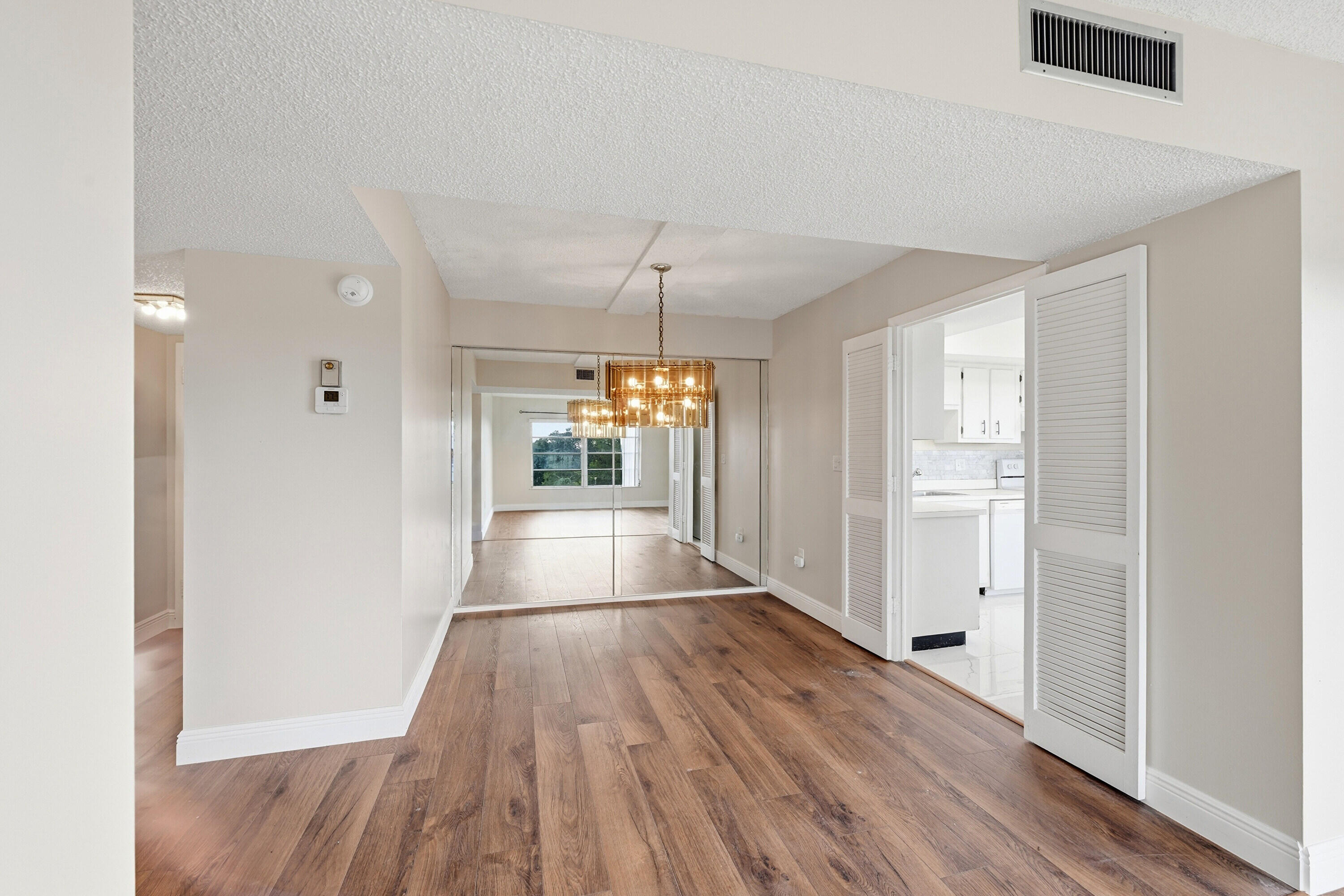 4158 Inverrary Drive 511