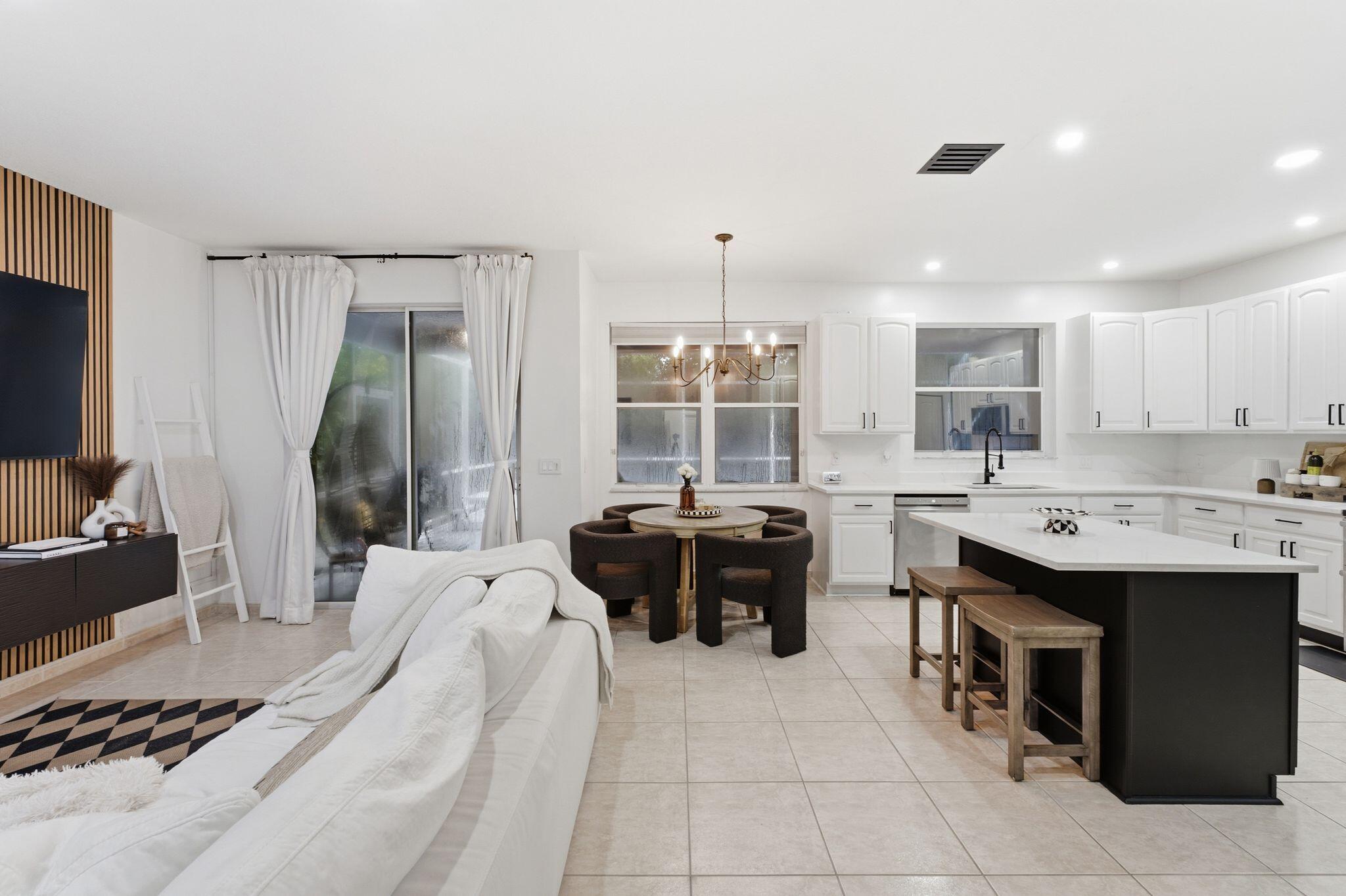 12172 Glenmore Drive