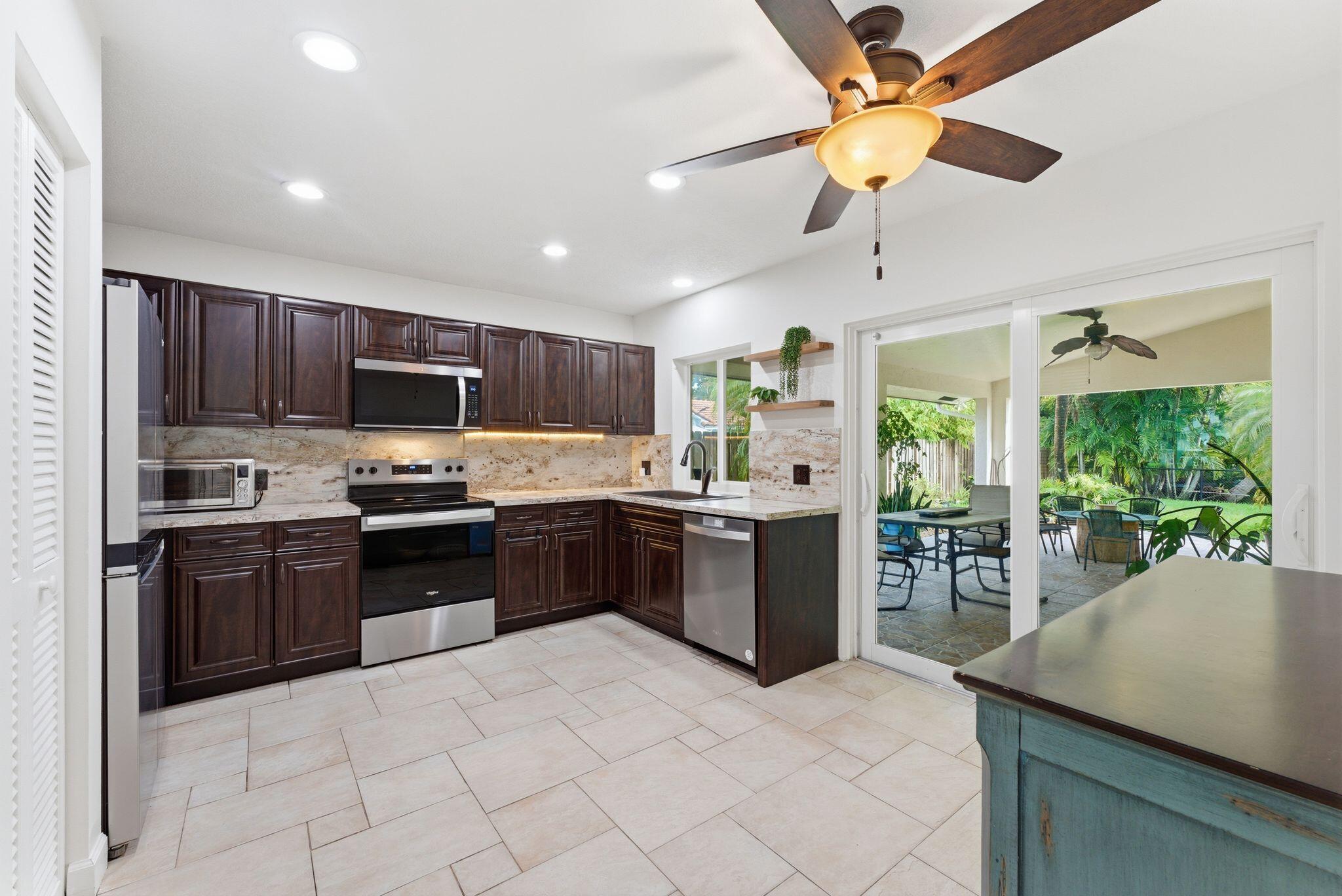 10237 NW 31st Street