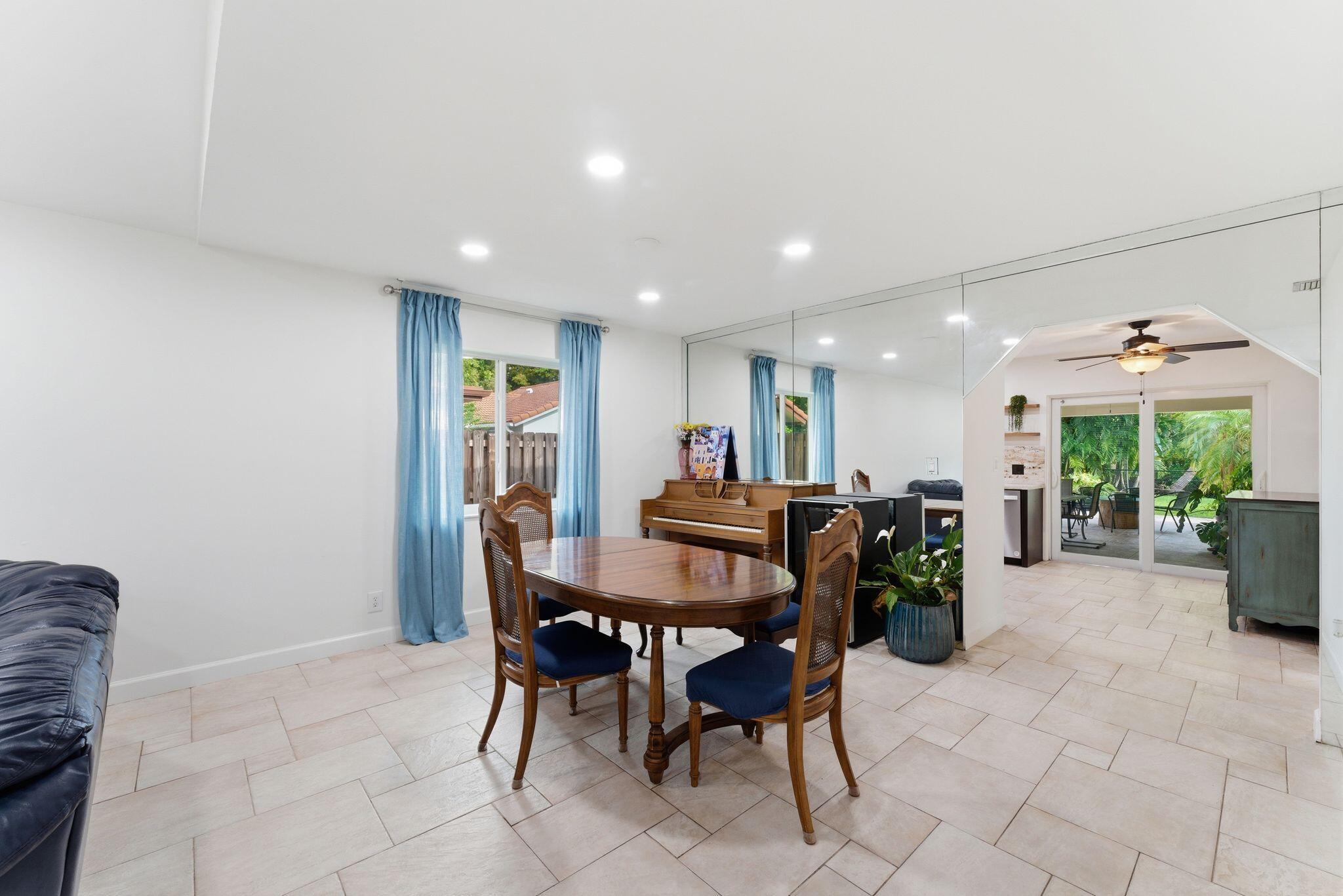 10237 NW 31st Street