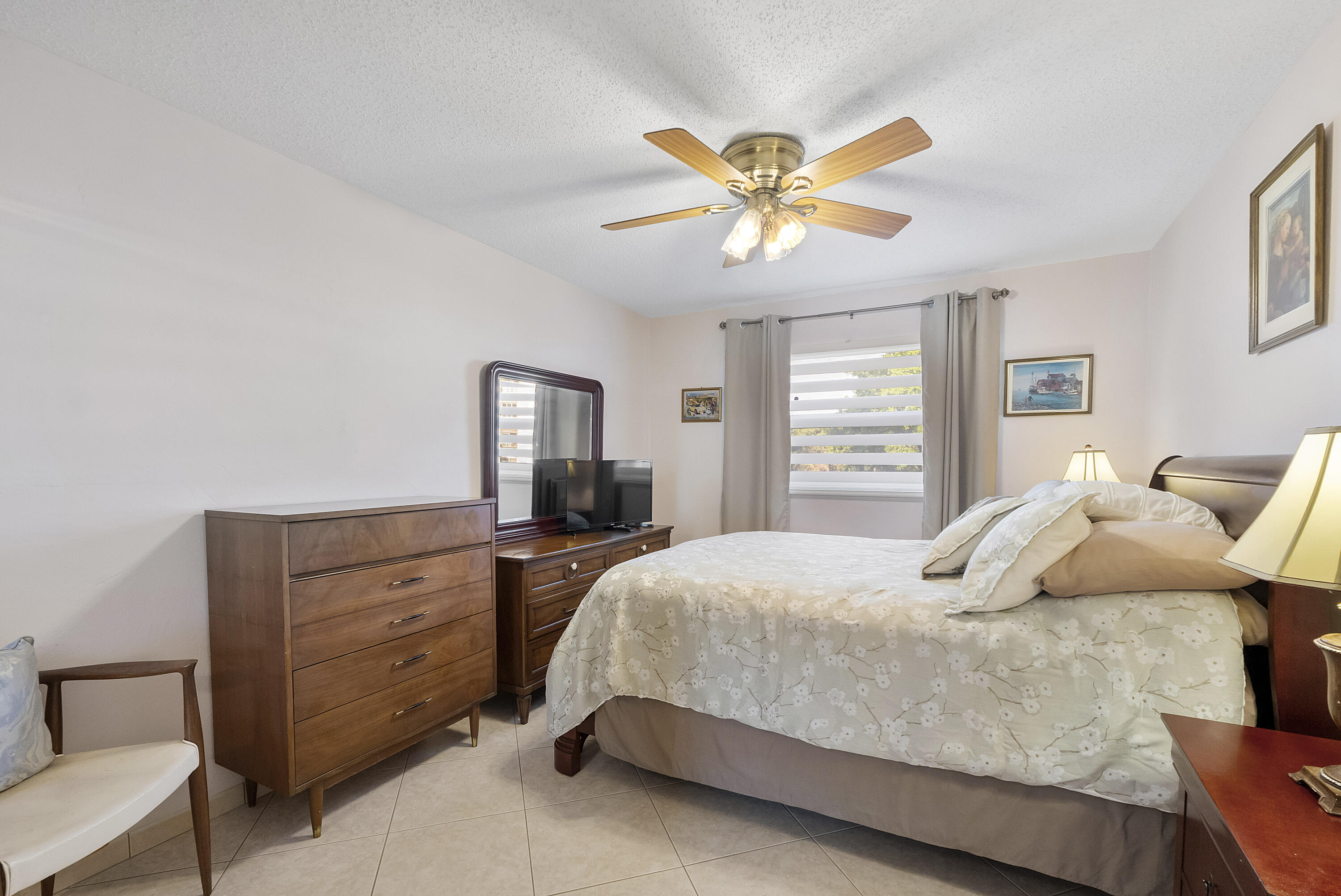 4270 NW 40th Street 205