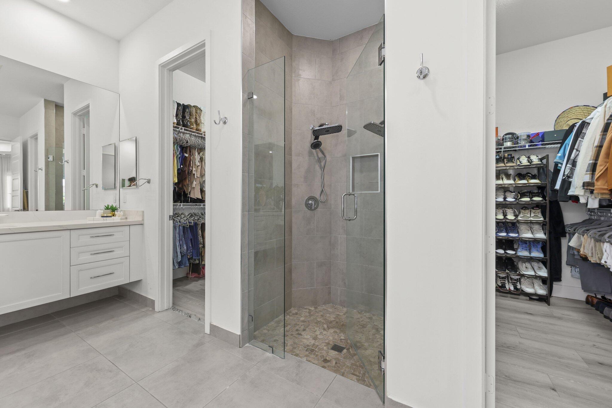 10432 N Lago Vista Circle