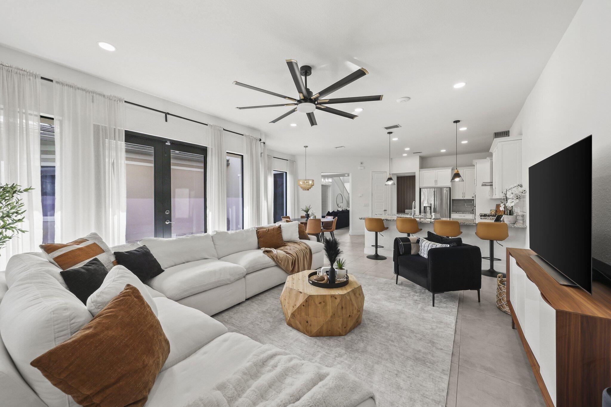 10432 N Lago Vista Circle