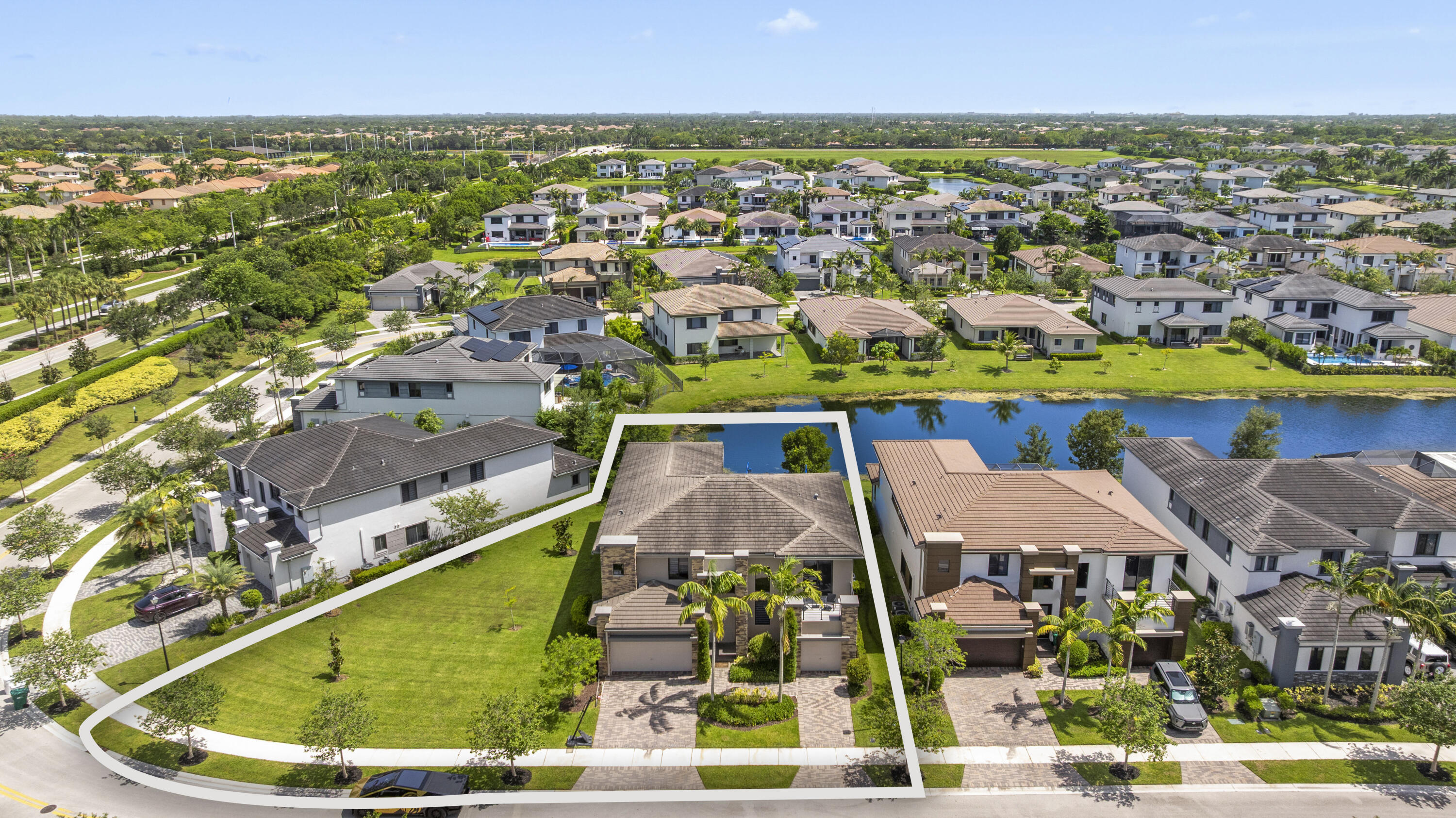 10432 N Lago Vista Circle