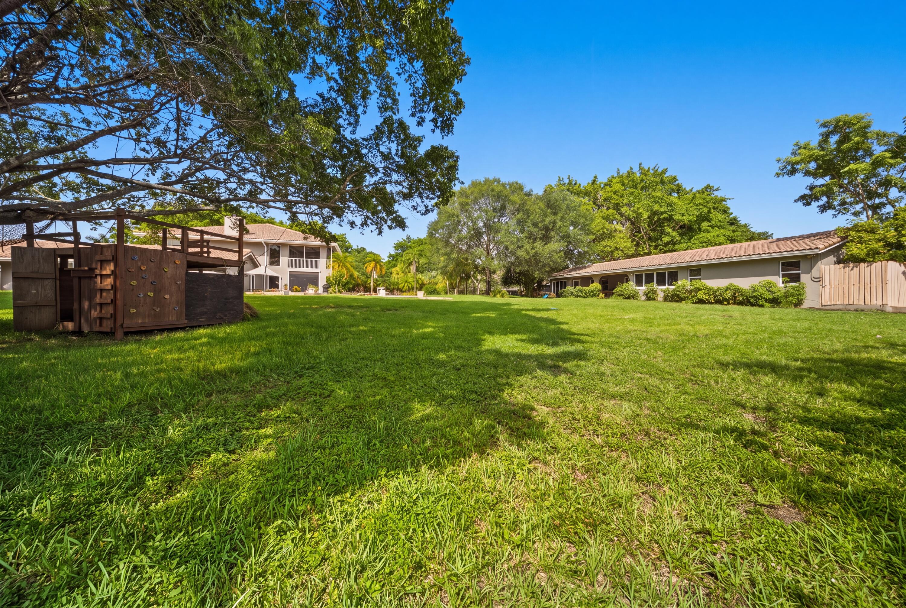 4351 NW 101ST Drive