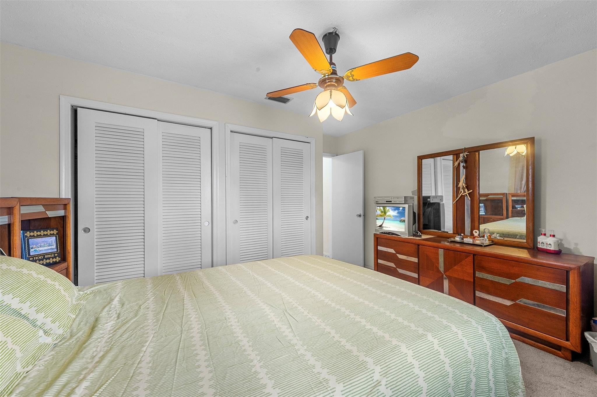 8604 NW 57TH Court