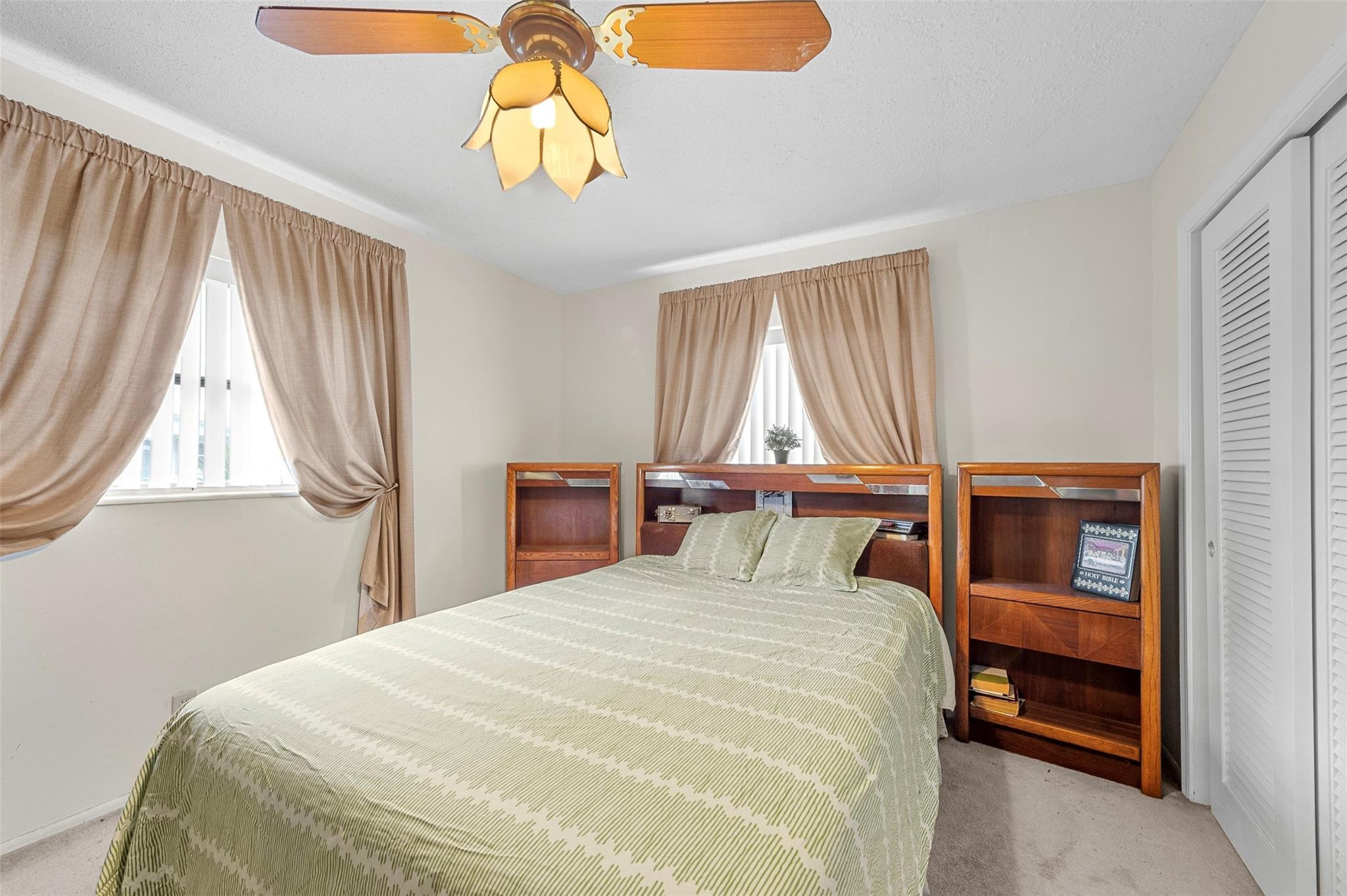 8604 NW 57TH Court
