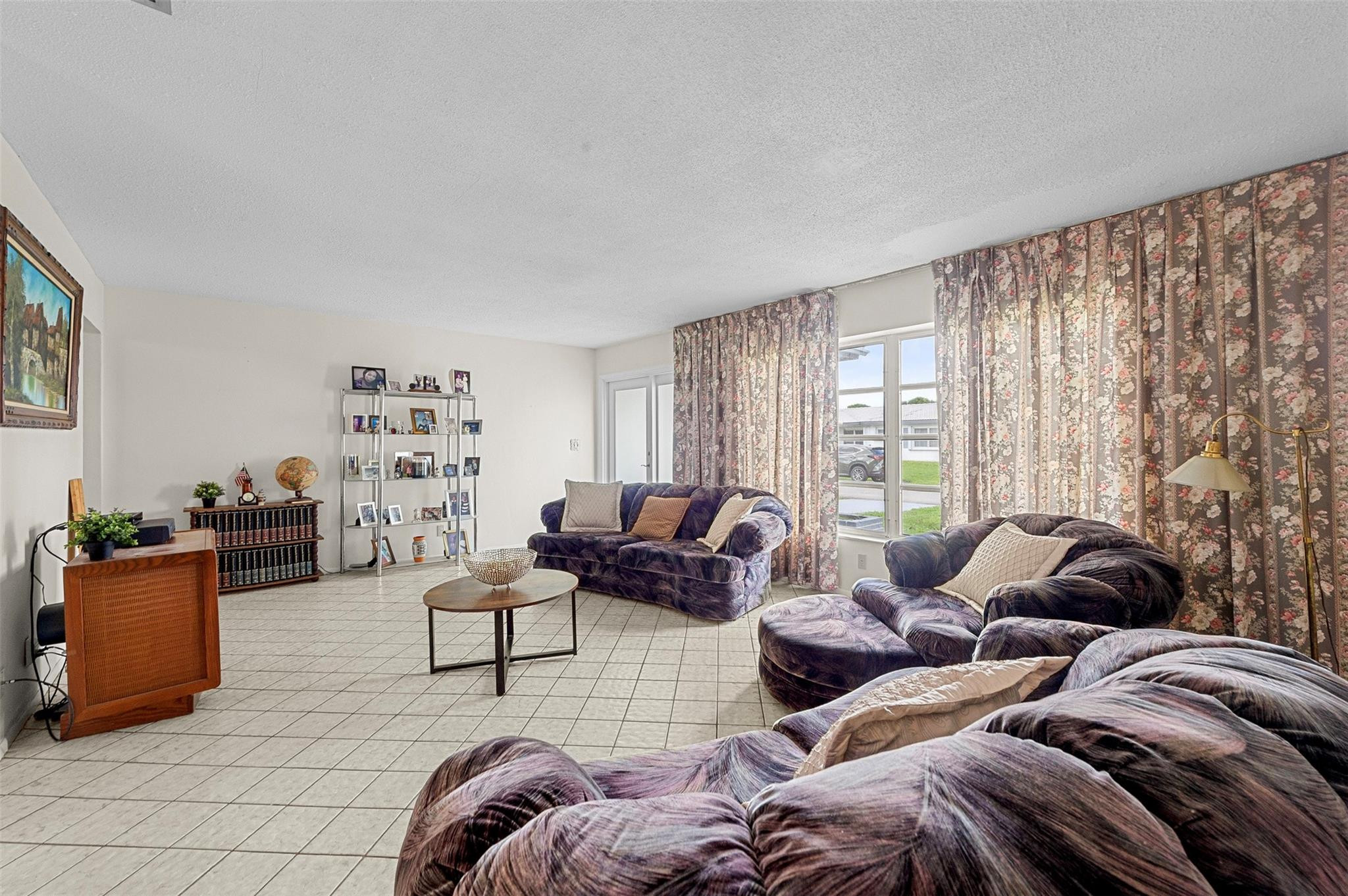 8604 NW 57TH Court